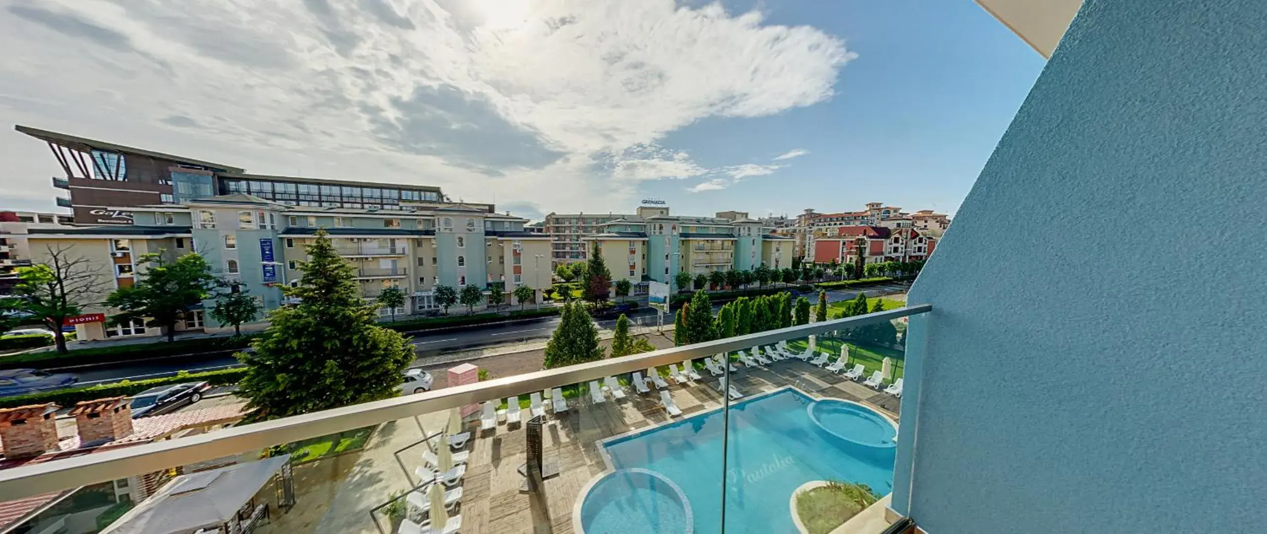 Deluxe Double Room with Balcony in Hotel Pautalia Deluxe Double Room with Balcony in Hotel Pautalia