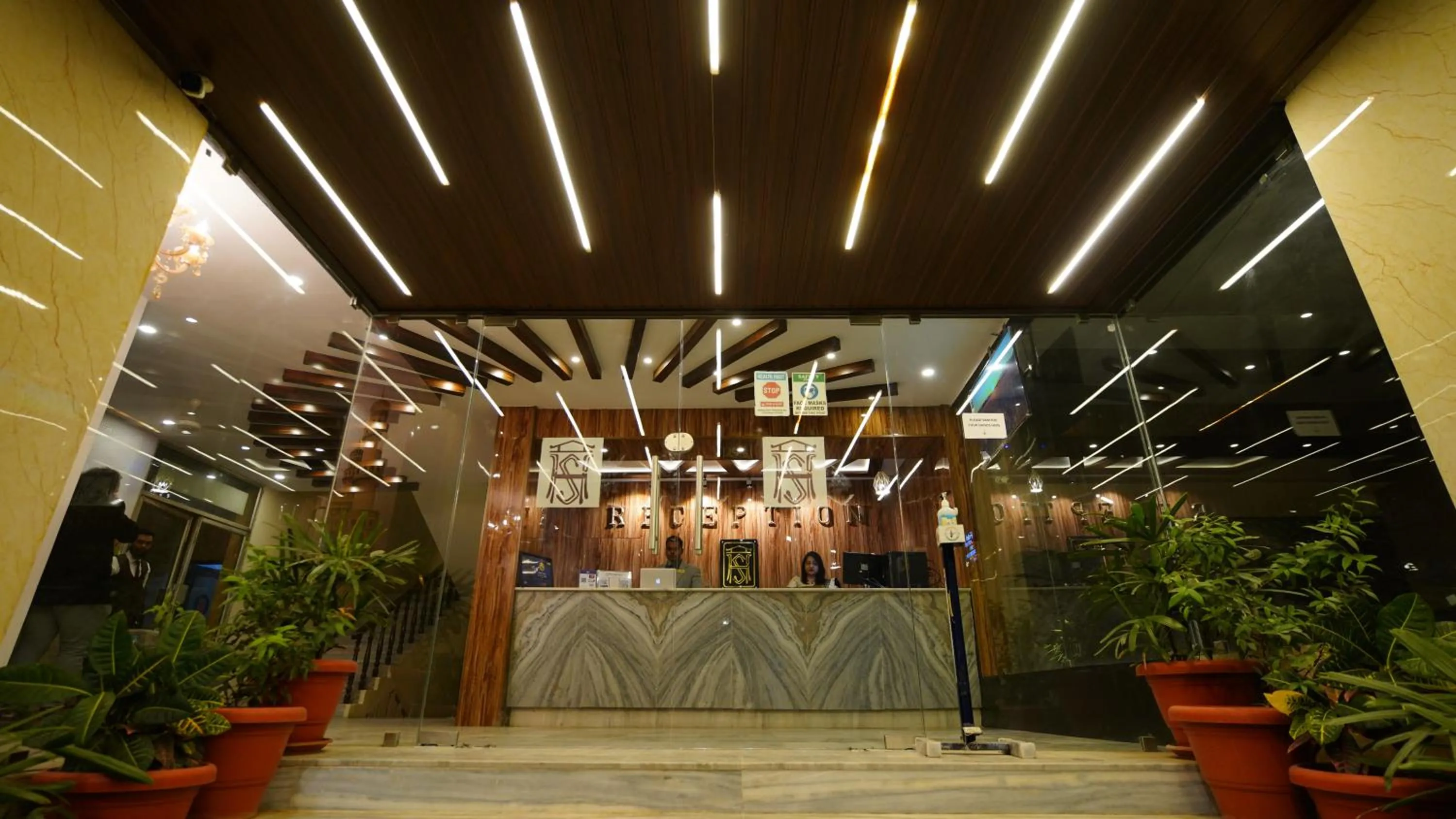 Facade/entrance in New Hotel Suhail