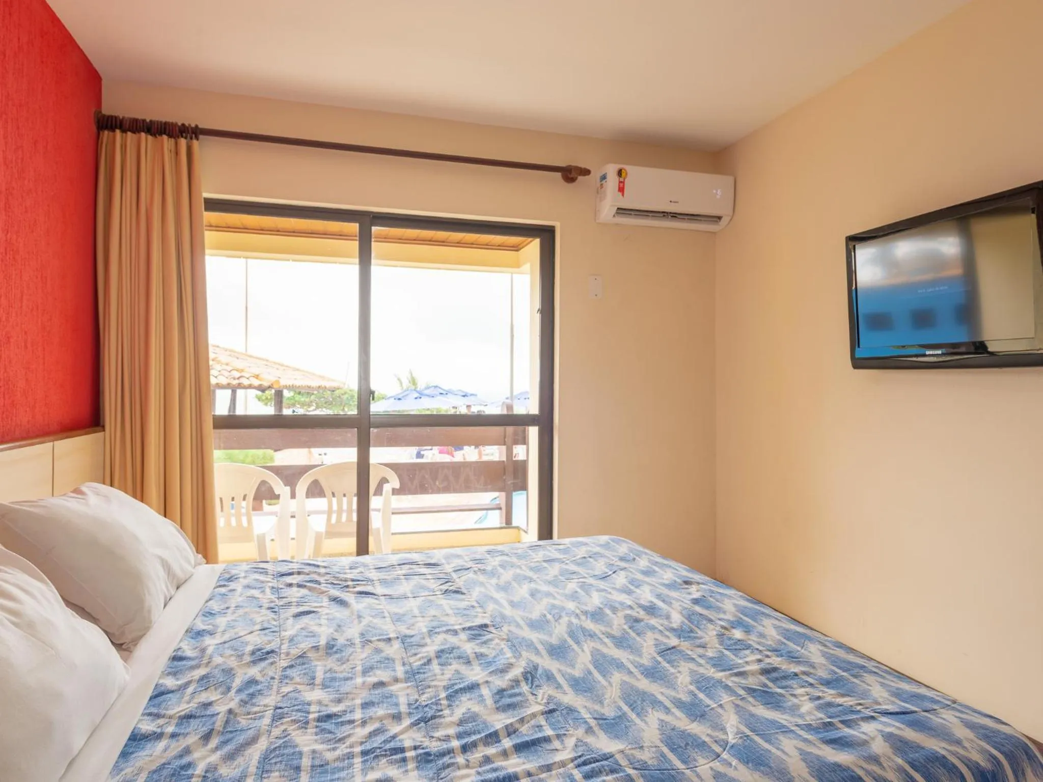 Bed in Happy Hotel Praia Azul