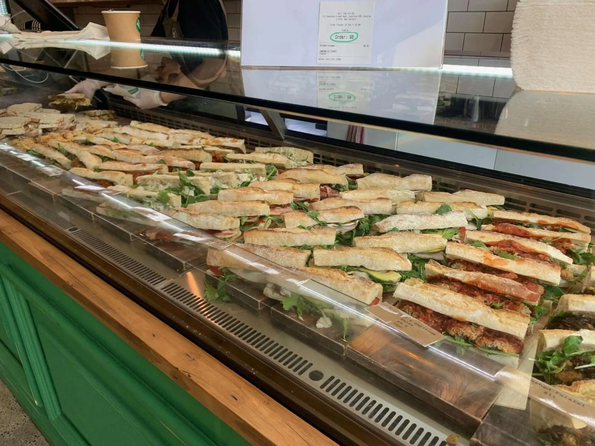 Restaurant/places to eat in Travelodge Hotel Auckland Wynyard Quarter