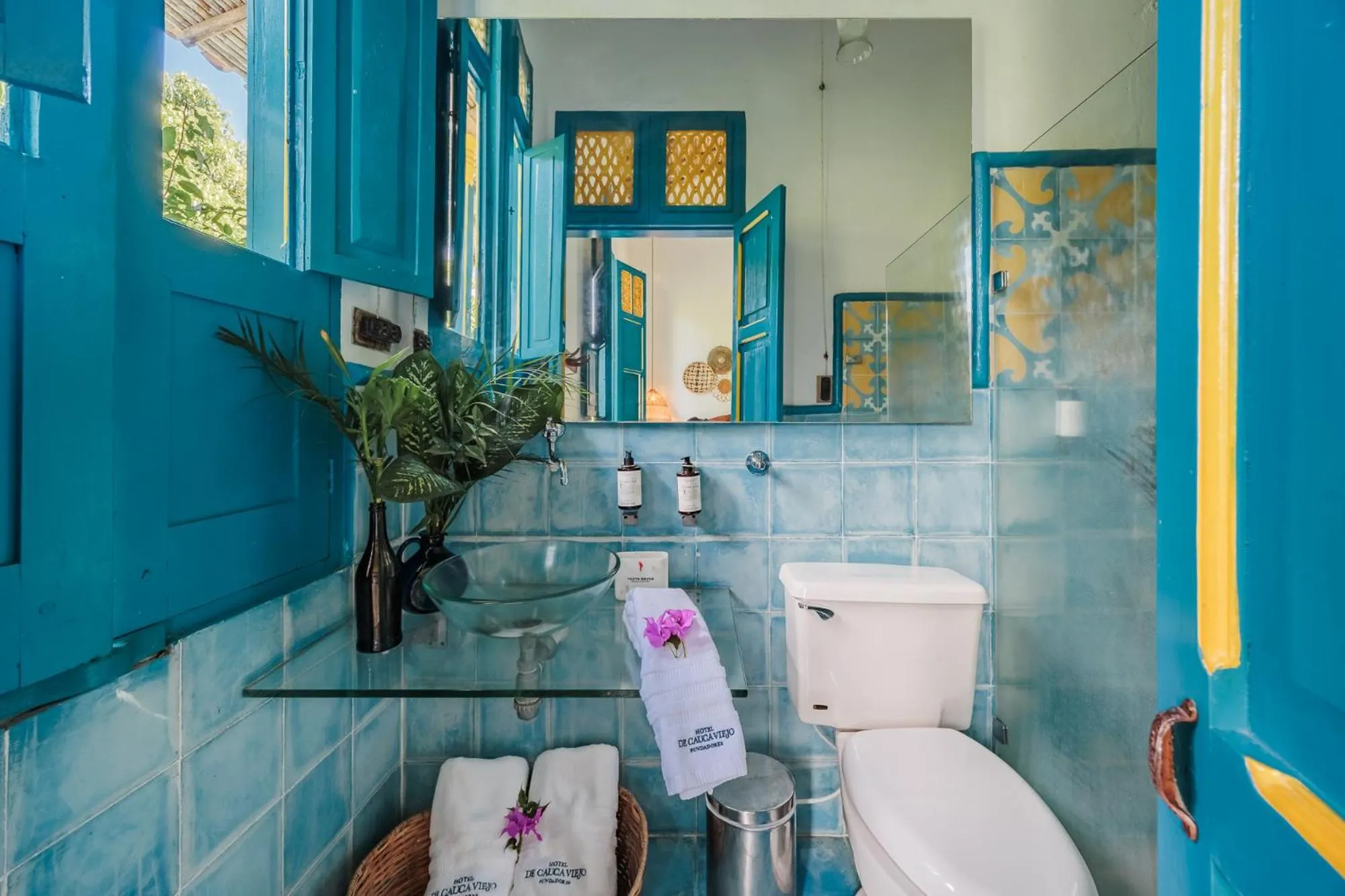 Shower in Hotel Fundadores en Cauca Viejo Fundadores