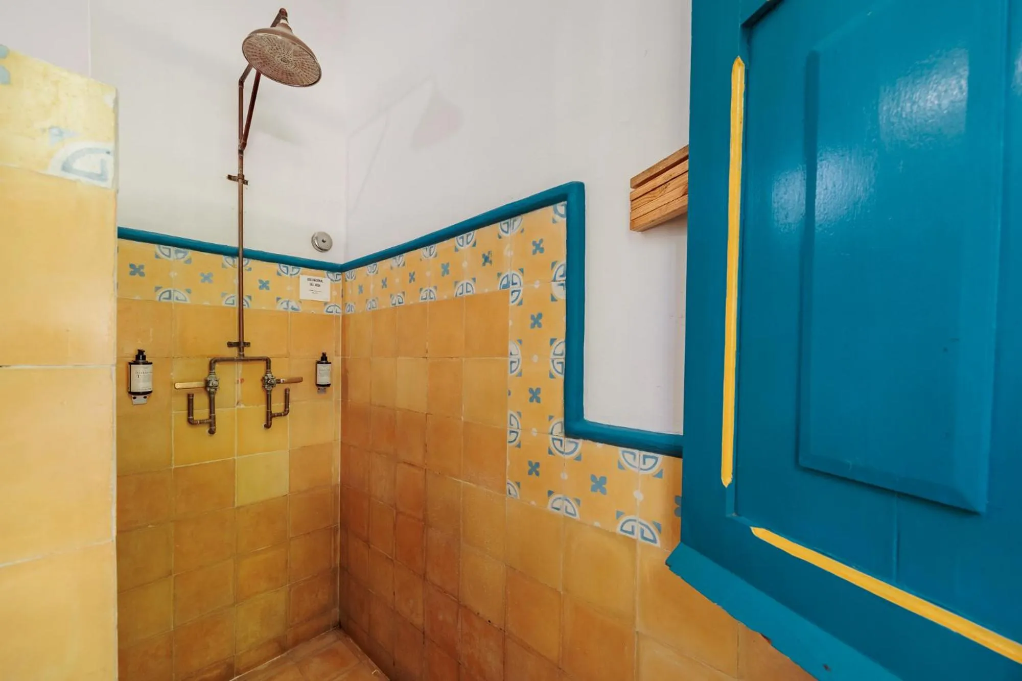 Shower in Hotel Fundadores en Cauca Viejo Fundadores