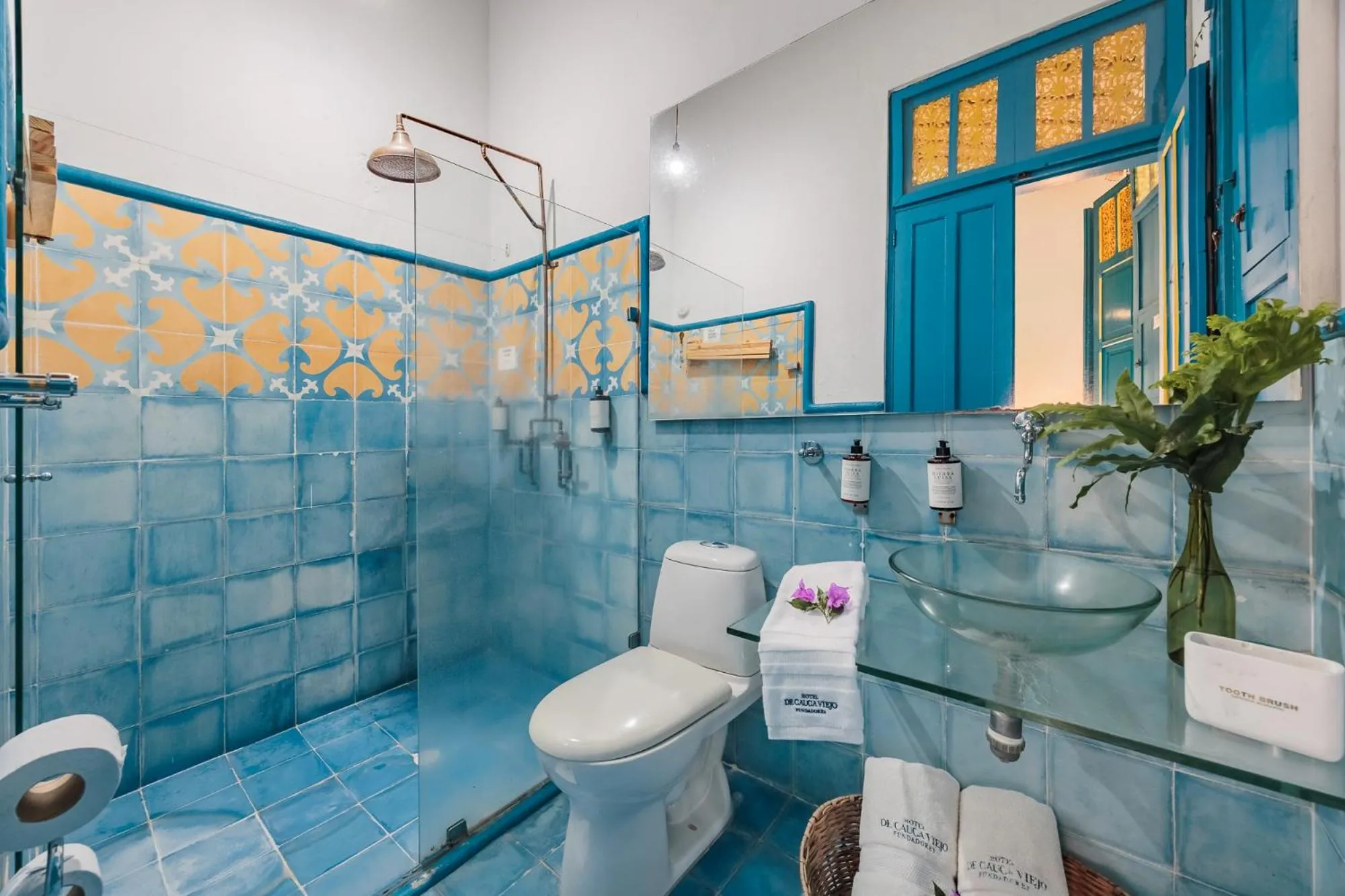 Shower in Hotel Fundadores en Cauca Viejo Fundadores