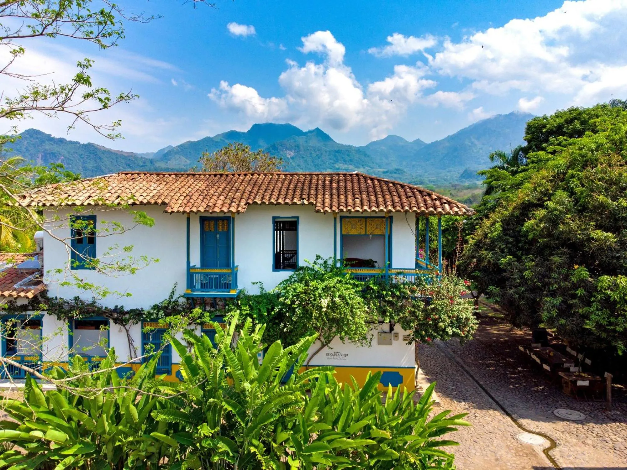 Property building in Hotel Fundadores en Cauca Viejo Fundadores