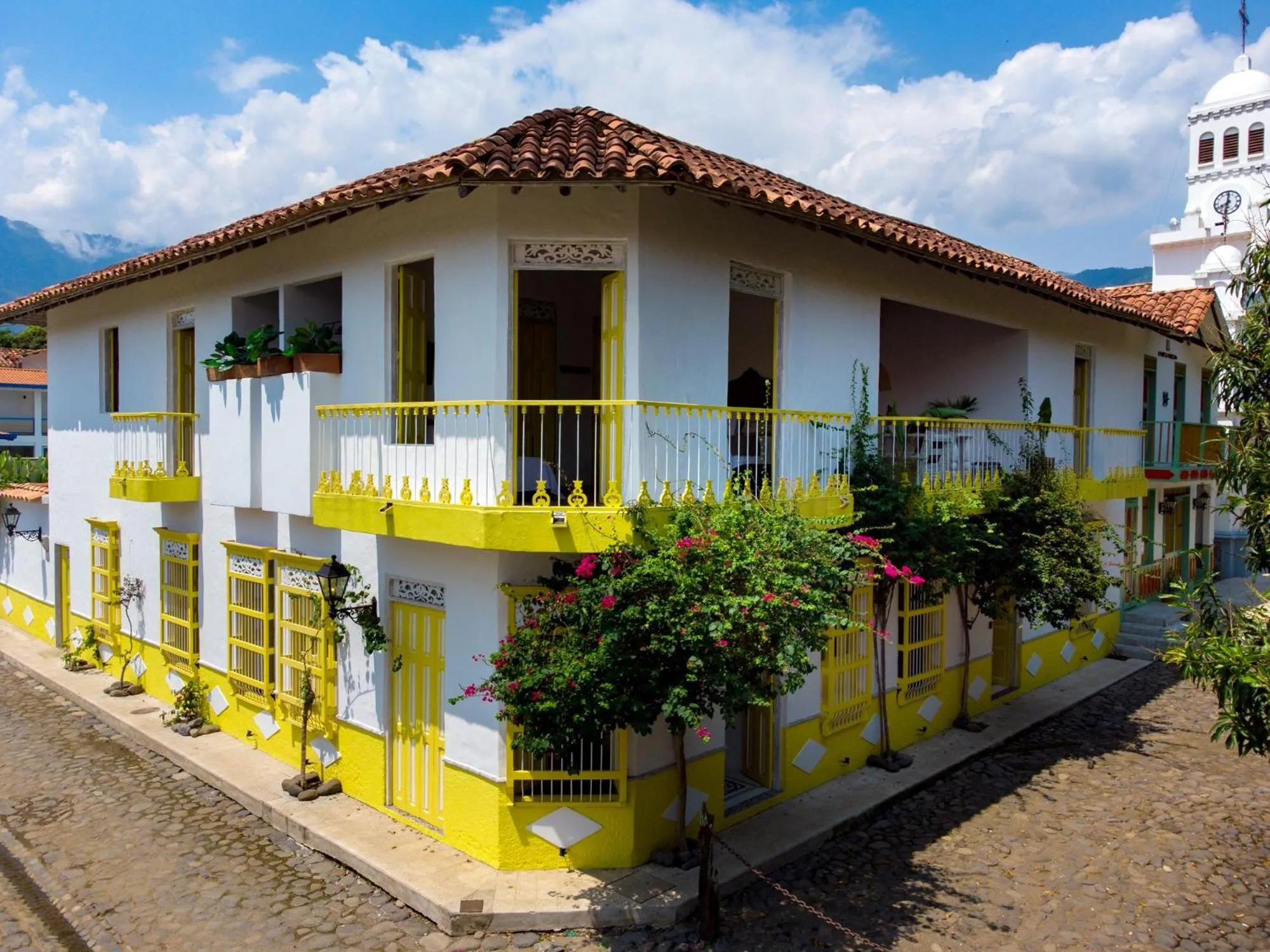Property building in Hotel Fundadores en Cauca Viejo Fundadores
