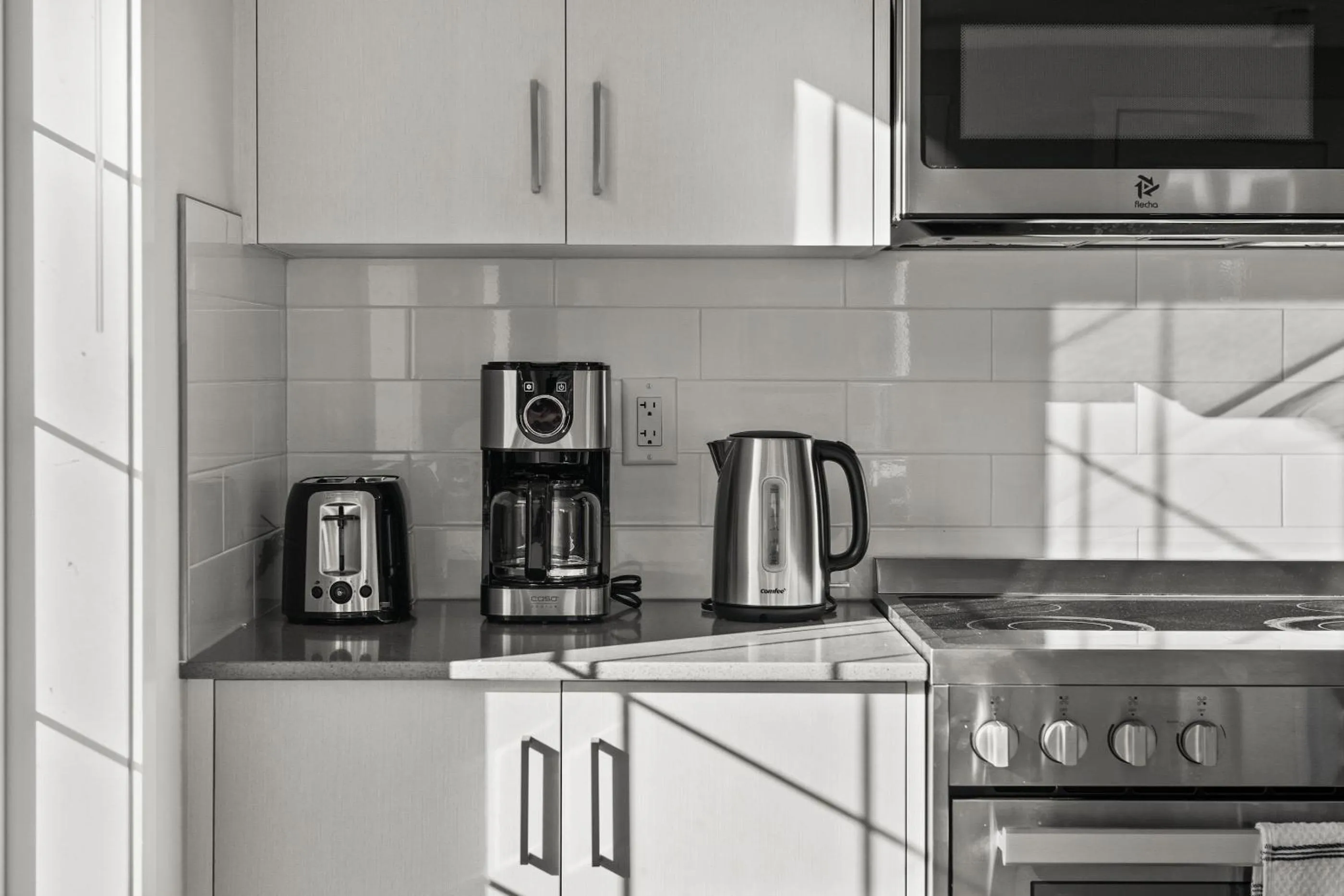 Coffee/tea facilities in GLOBALSTAY New Apartments in Cranbrook Free street parking