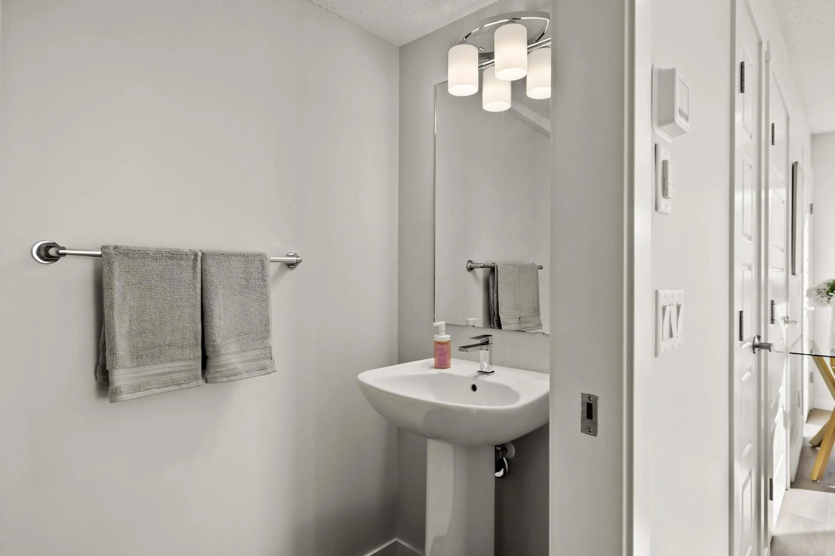 Toilet in GLOBALSTAY New Apartments in Cranbrook Free street parking