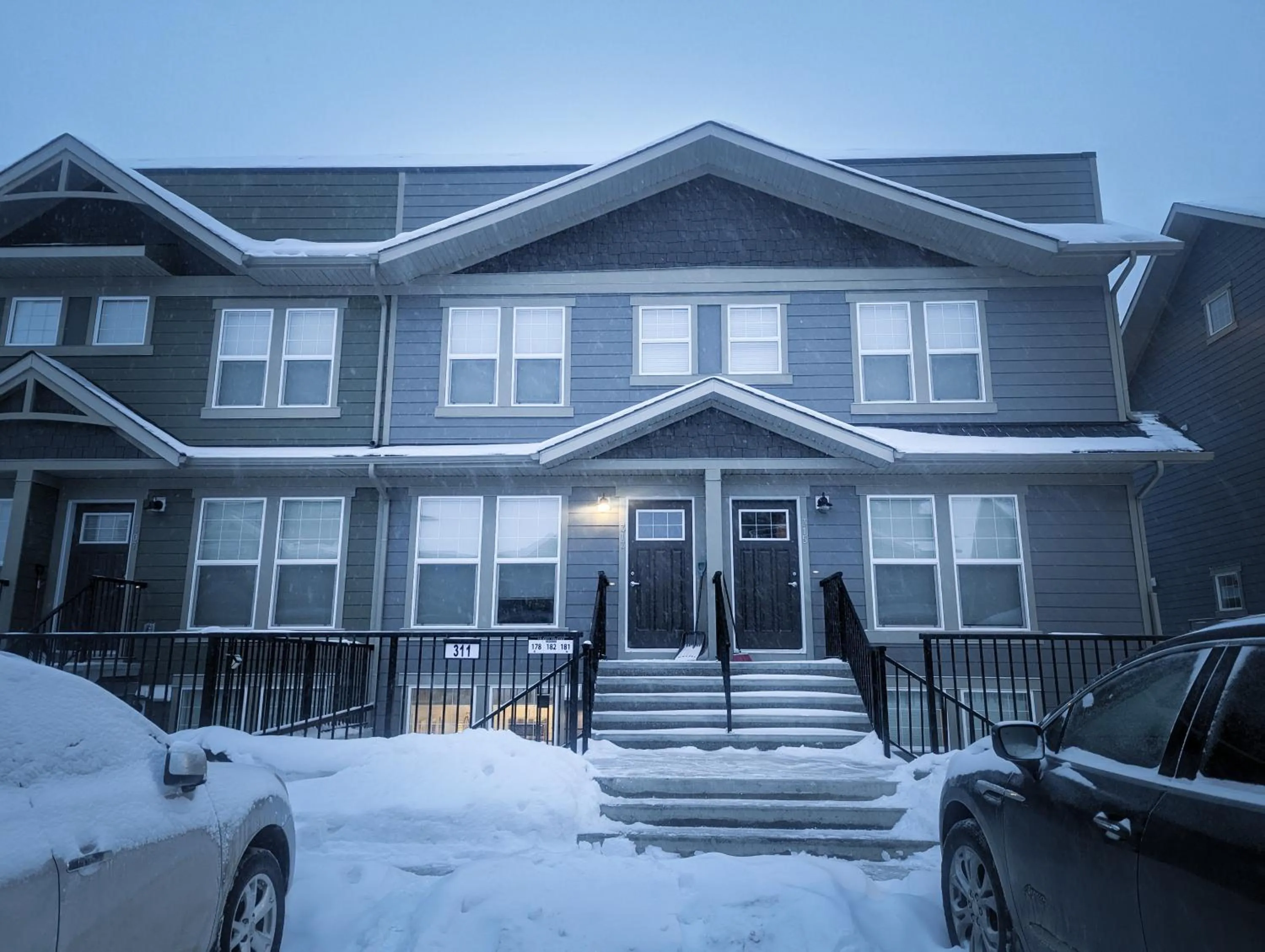 Property building in GLOBALSTAY New Apartments in Cranbrook Free street parking