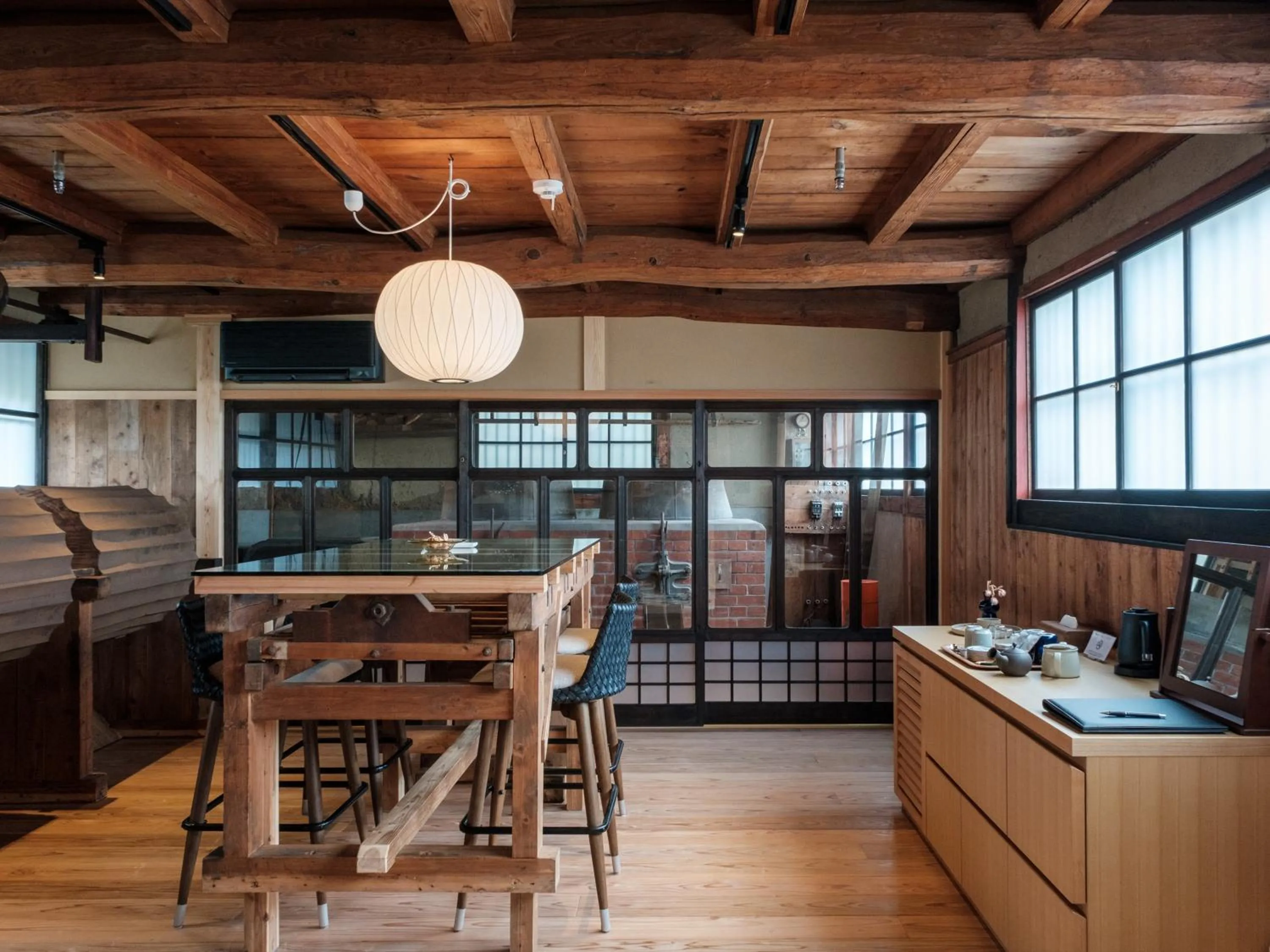 Dining area in NIPPONIA HOTEL Yamefukushima Merchant Town