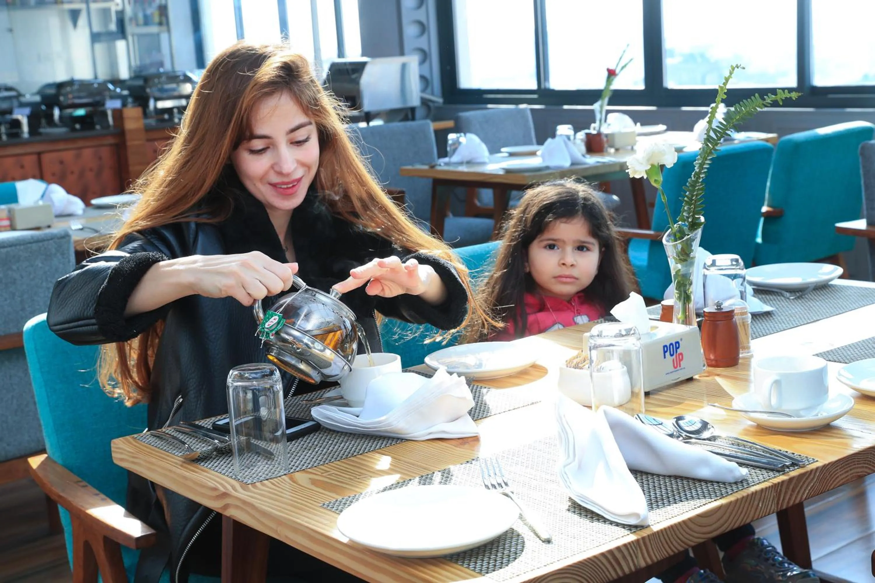 Restaurant/places to eat in Woodapple Hotel and Spa