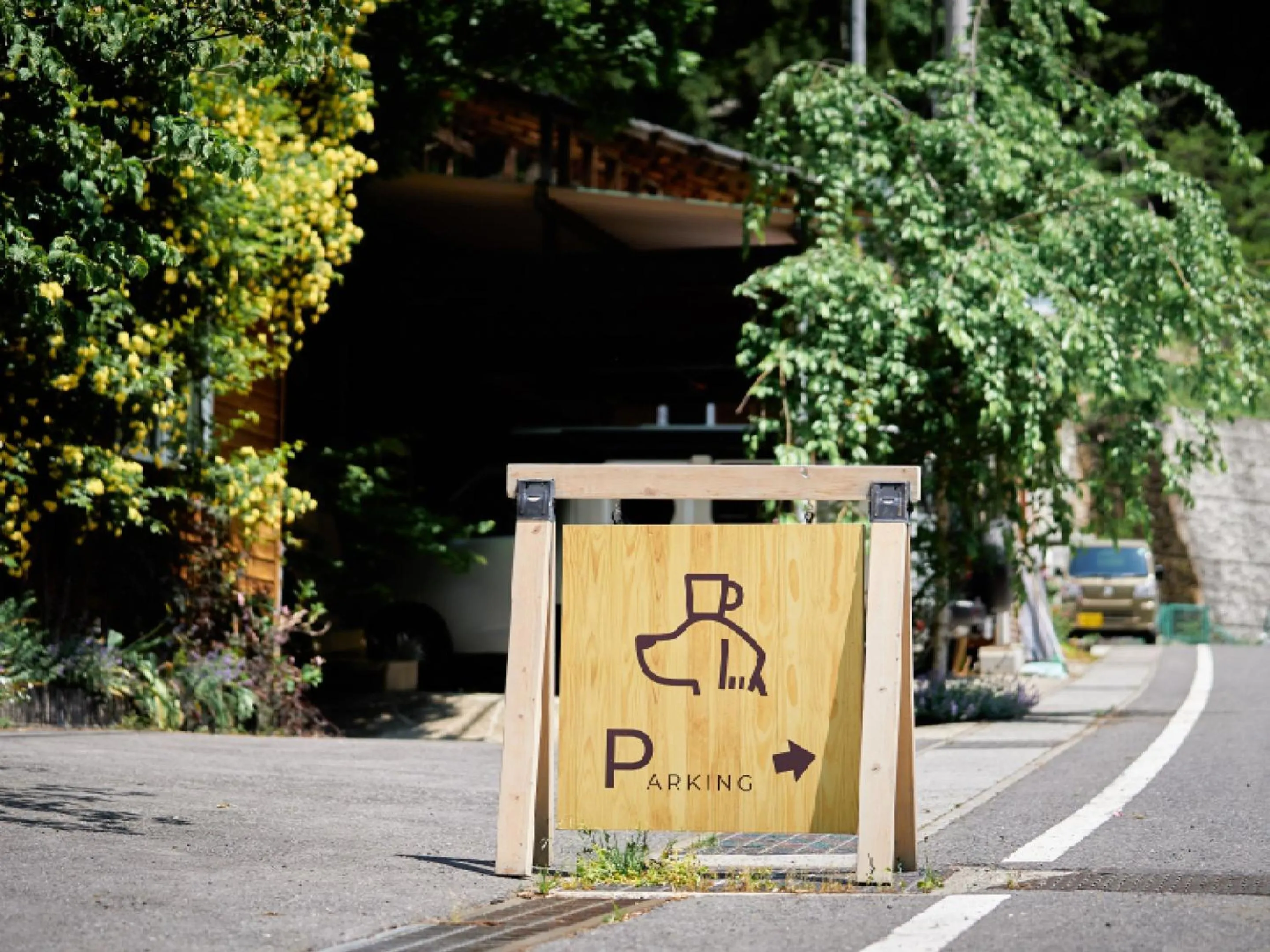 Parking in Pension Asanebou