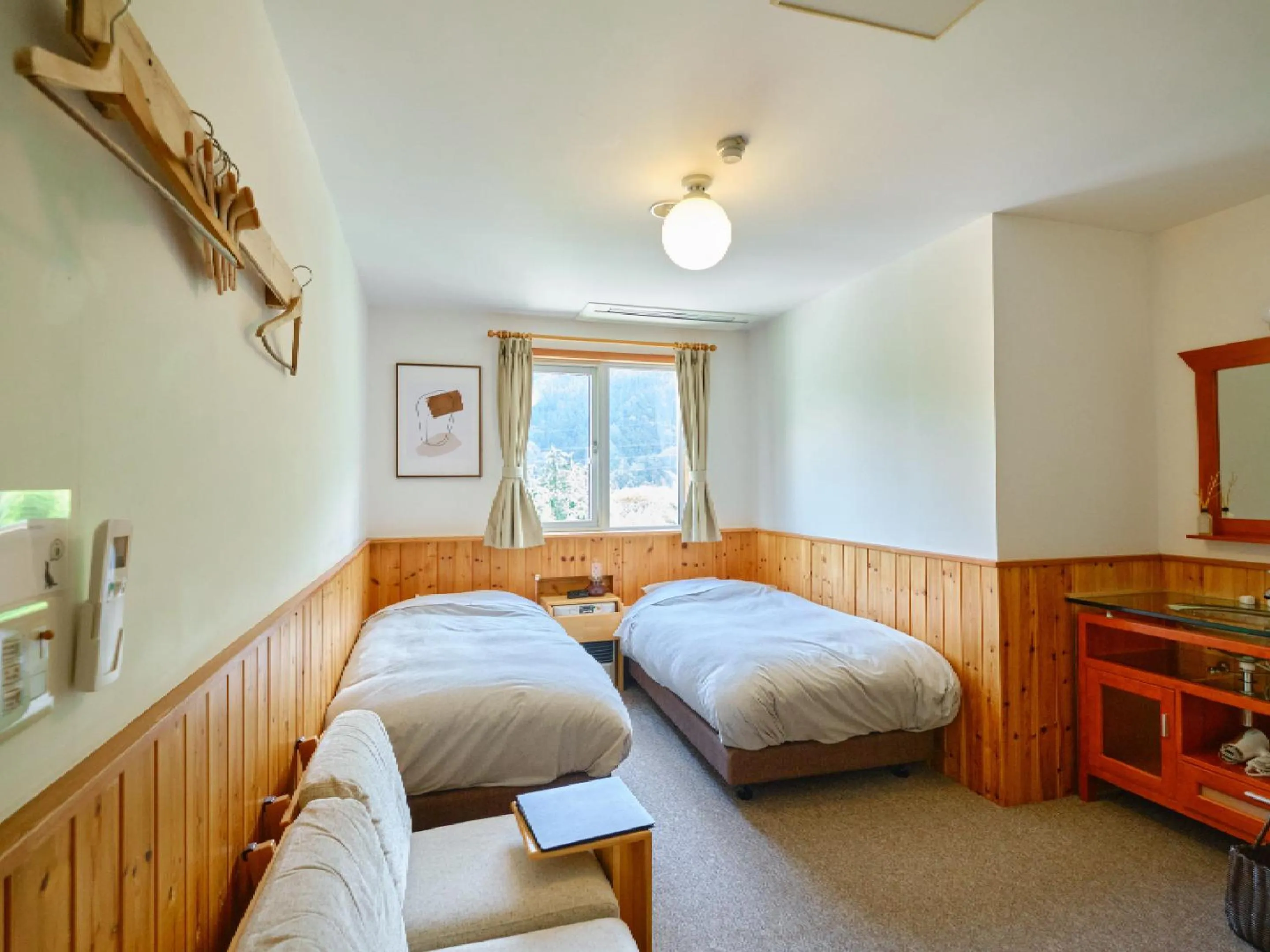 Photo of the whole room, Bed in Pension Asanebou