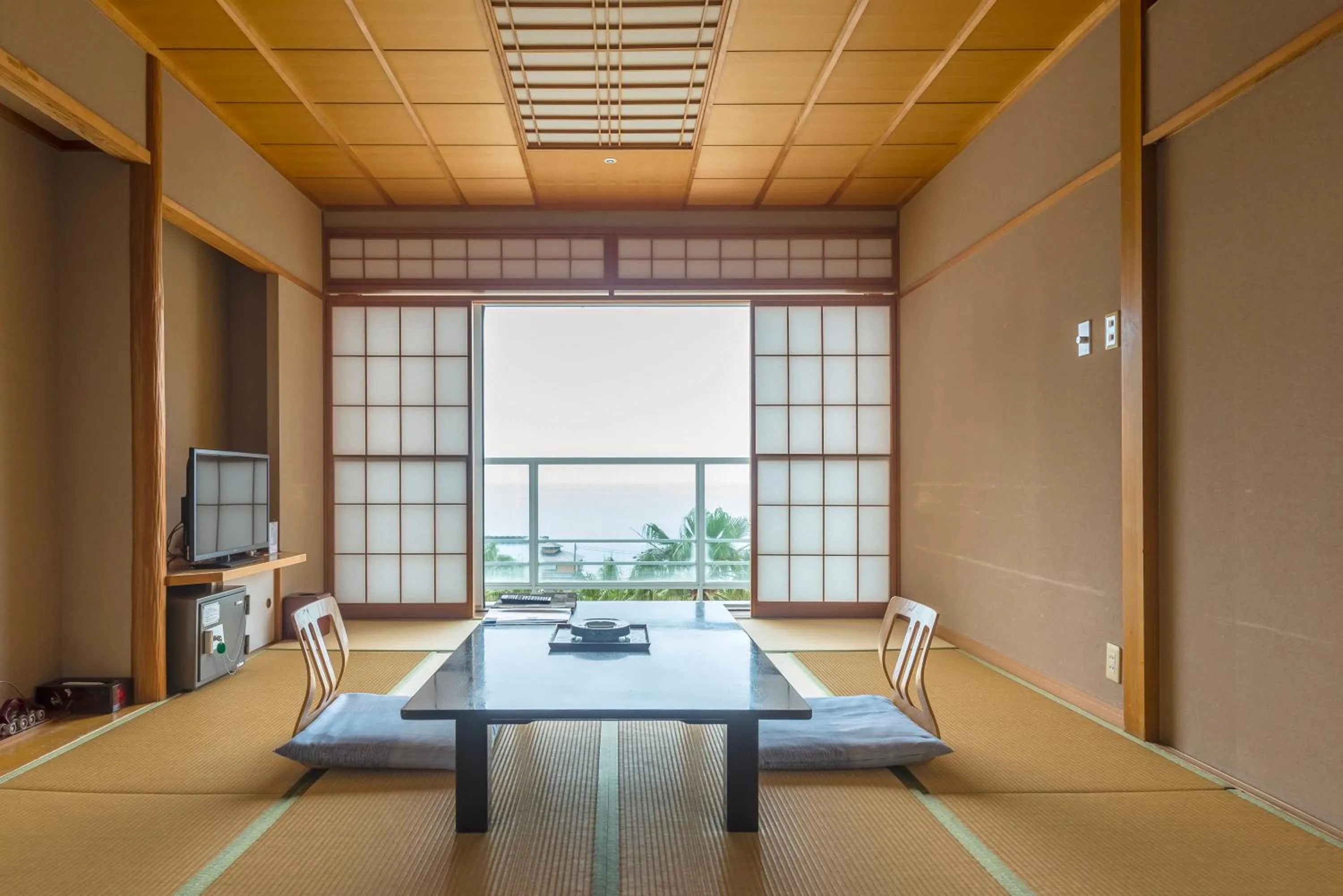 Nishiizu Crystal View Hotel