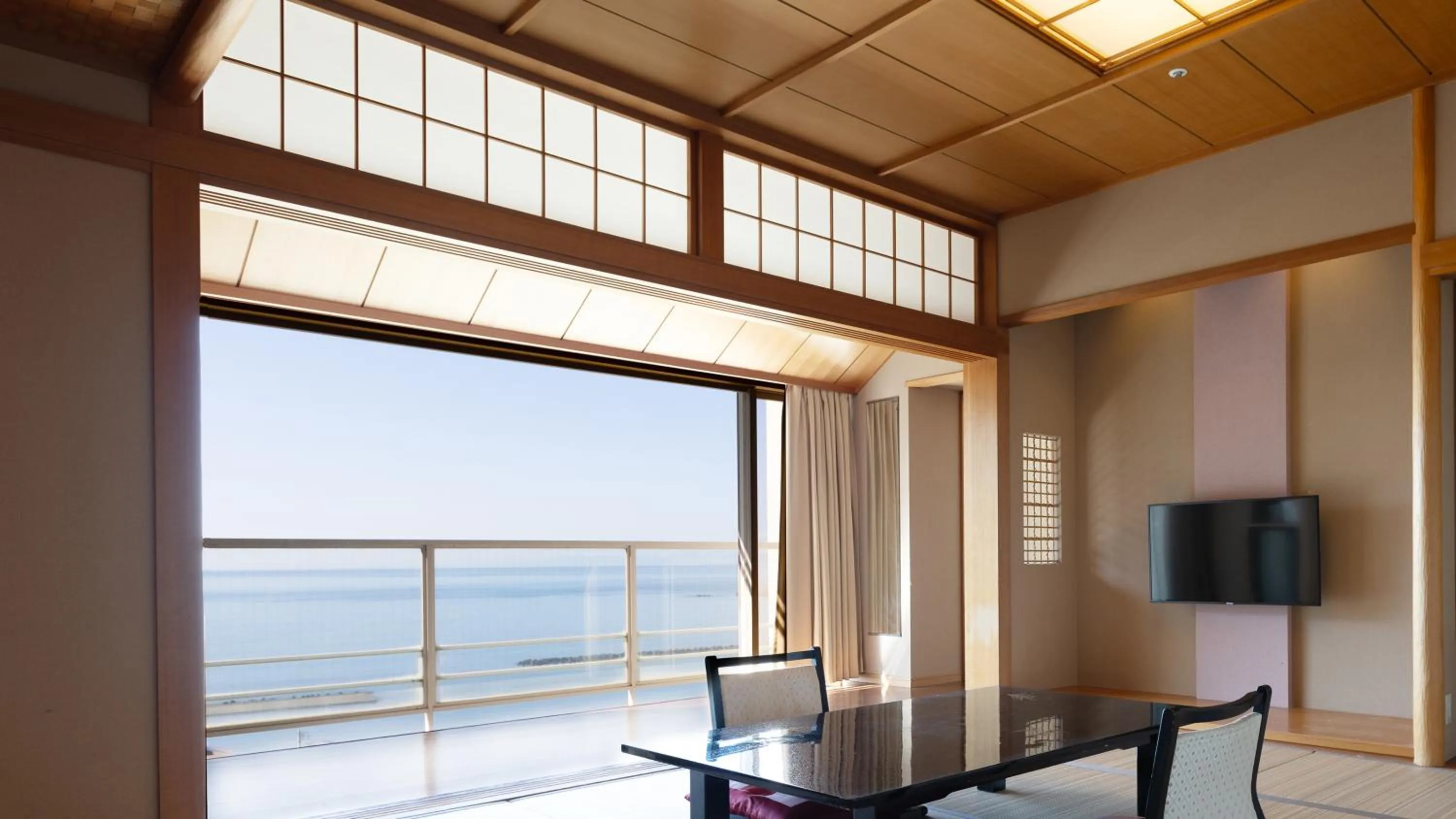 Nishiizu Crystal View Hotel