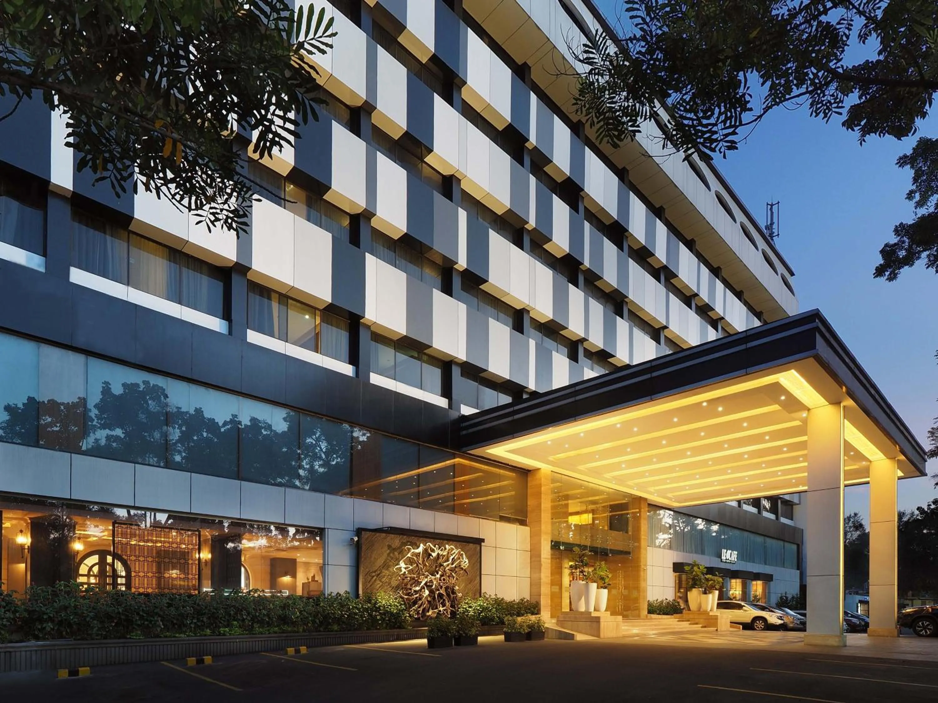 Property building in Le Polonia Hotel & Convention Medan