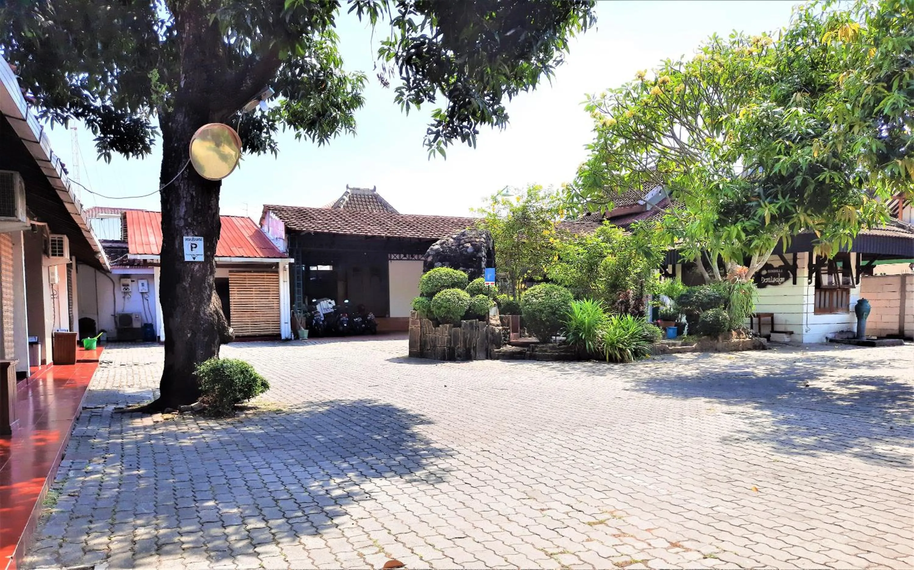 Garden in Hotel Perdana