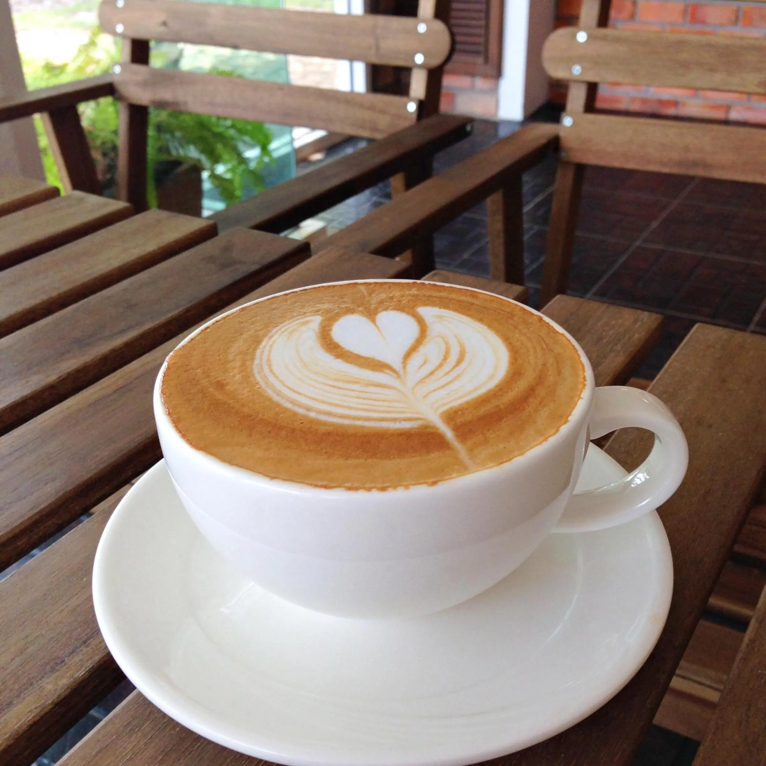 Restaurant/places to eat in The Natural Garden Resort