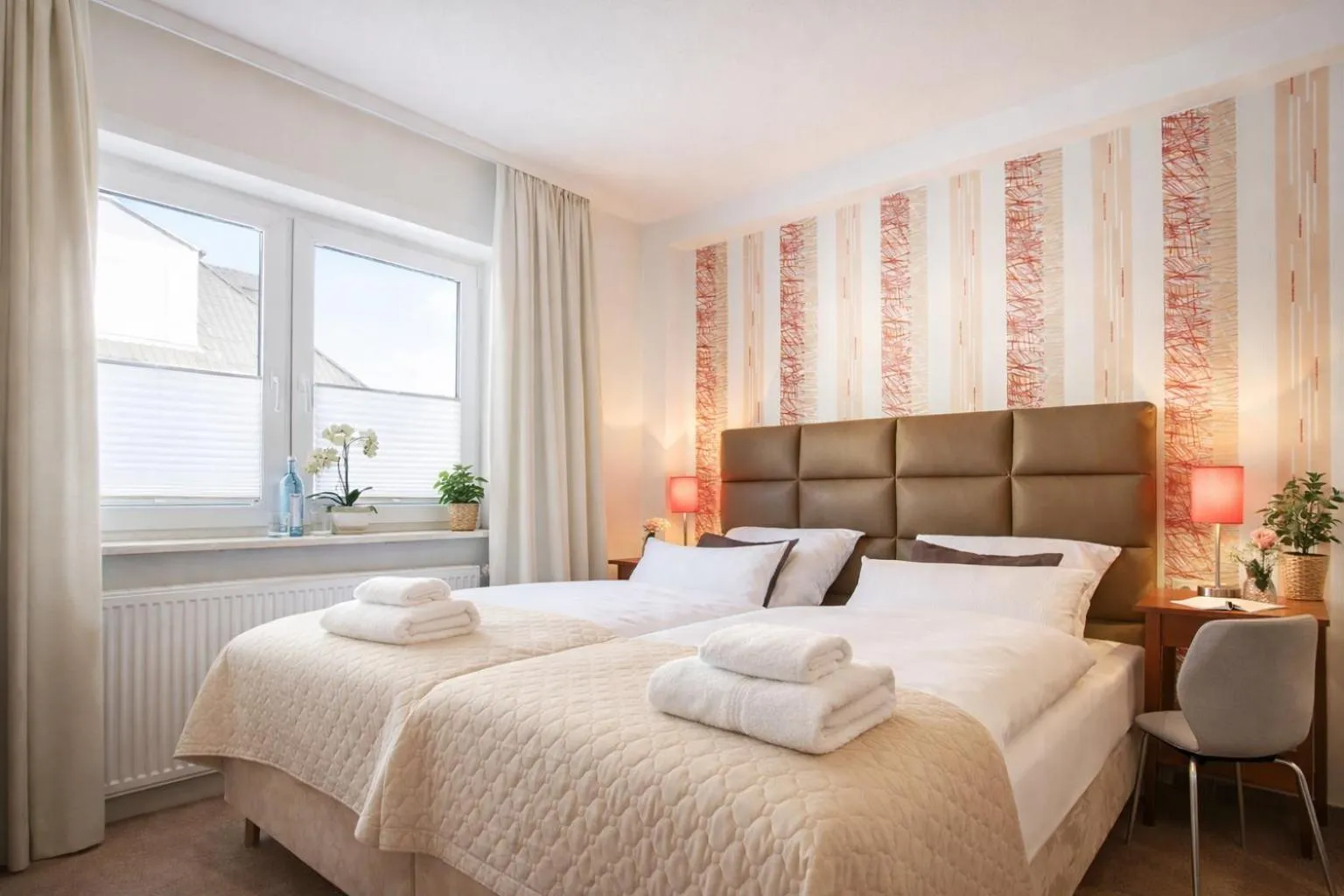 Bed in Rhein Neckar City Hotel SAP Arena 24h Self Check-in