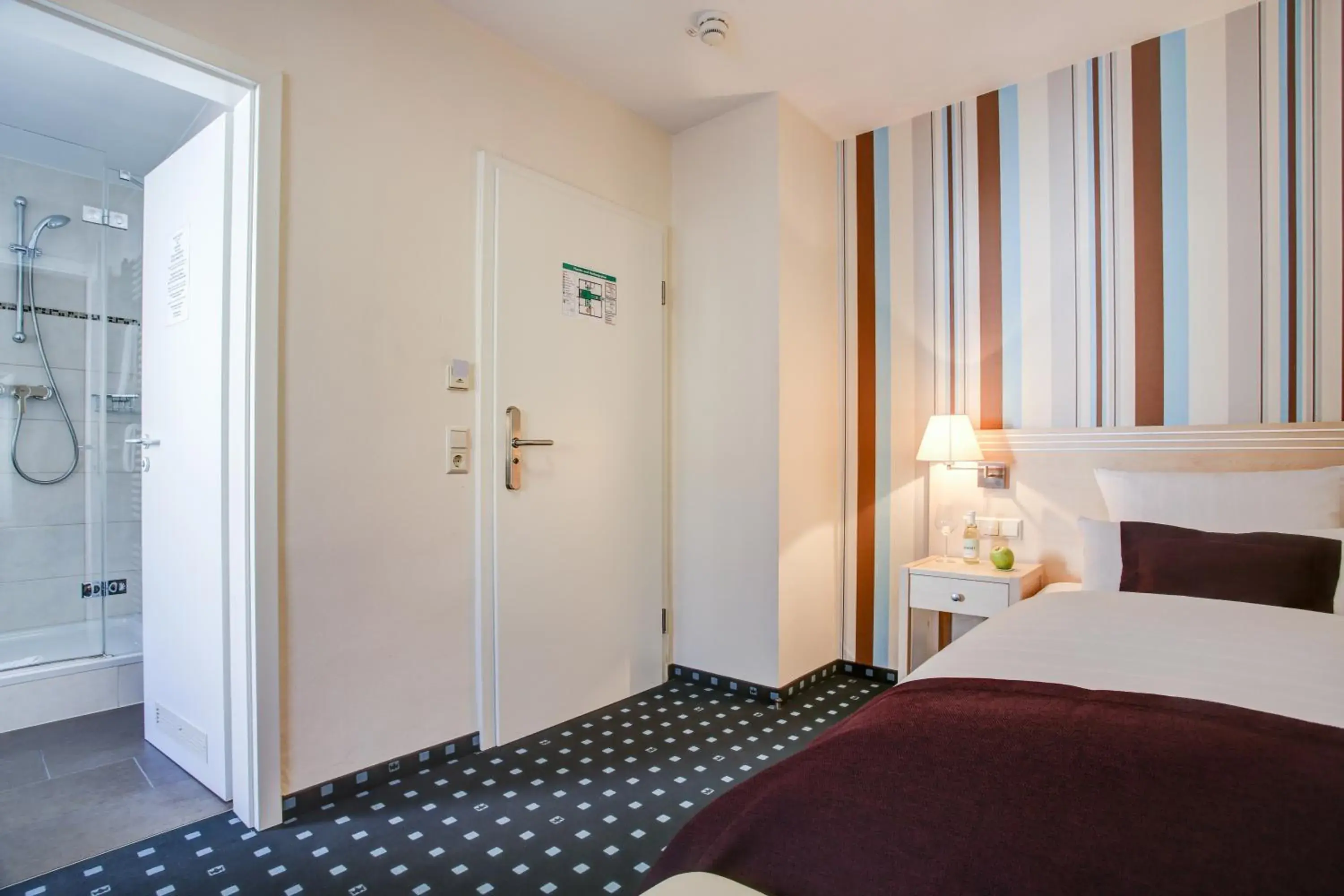 Single Room in Rhein Neckar Hotel Single Room in Rhein Neckar Hotel