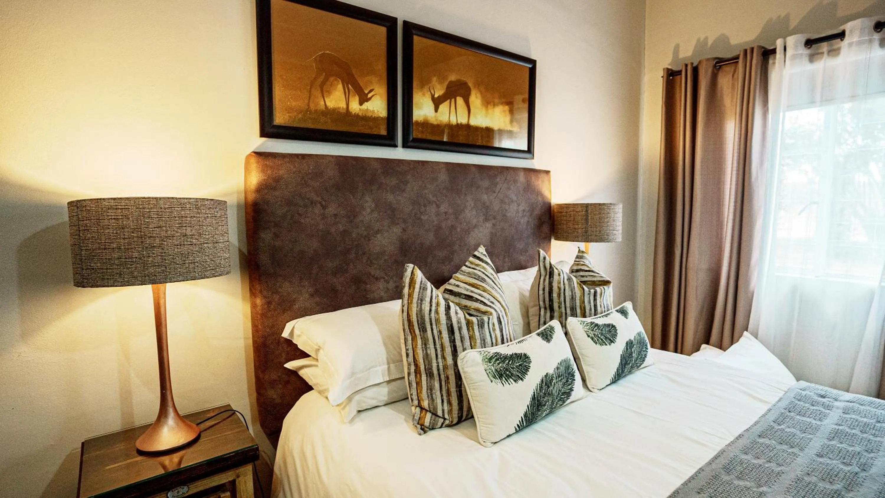 Bed in Jonkershoek Guest Farm