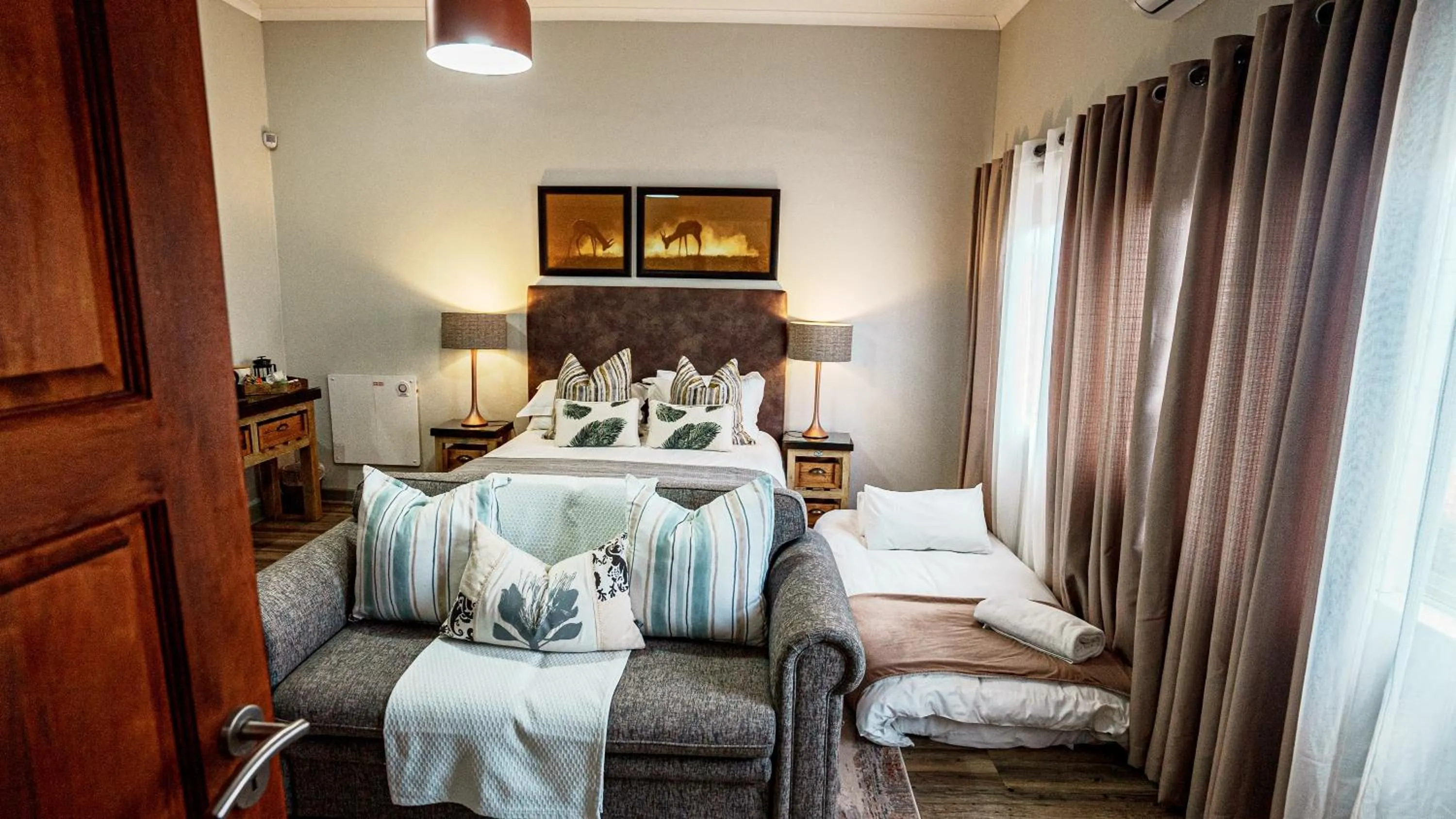 Bed in Jonkershoek Guest Farm