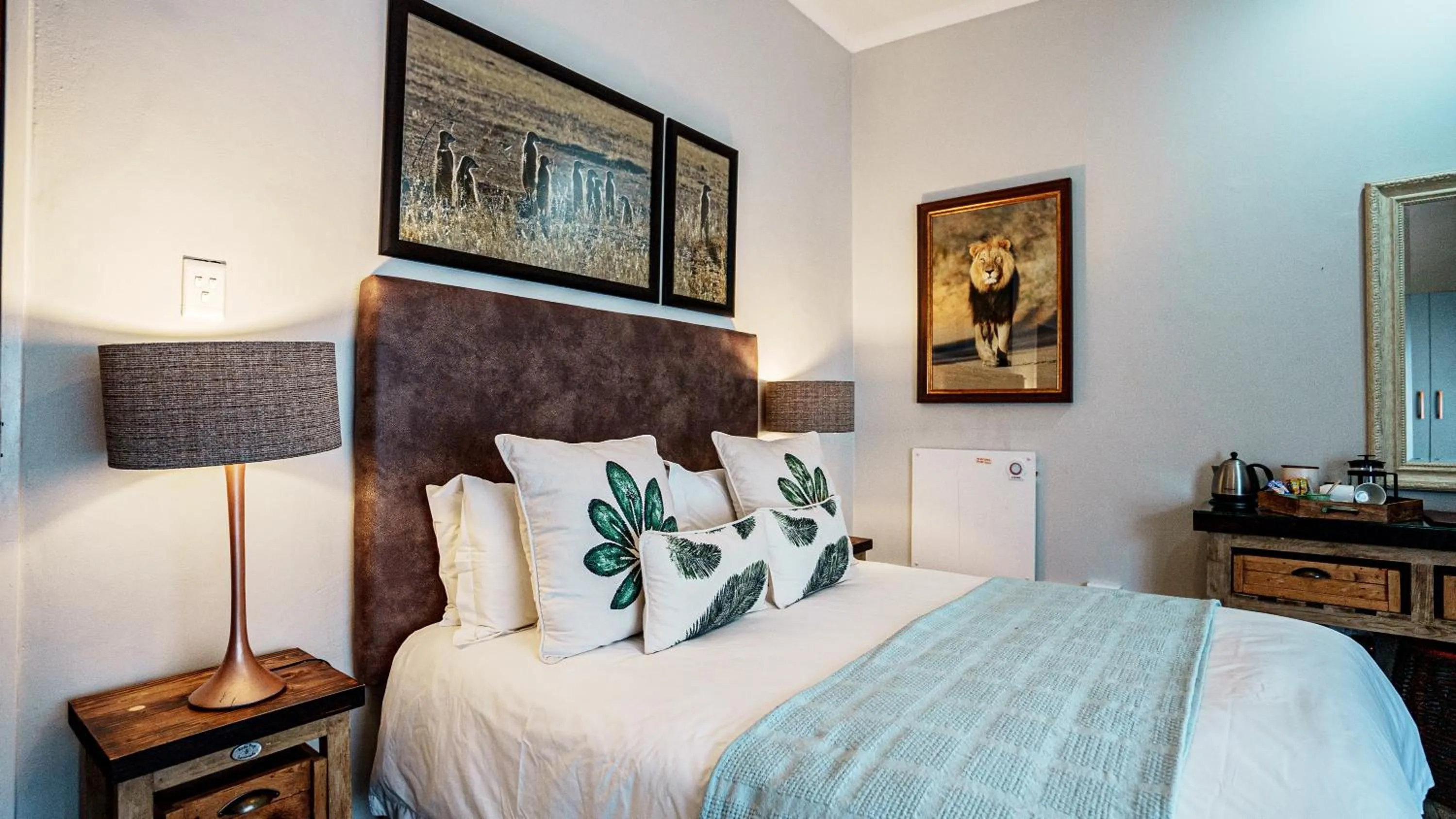 Bed in Jonkershoek Guest Farm