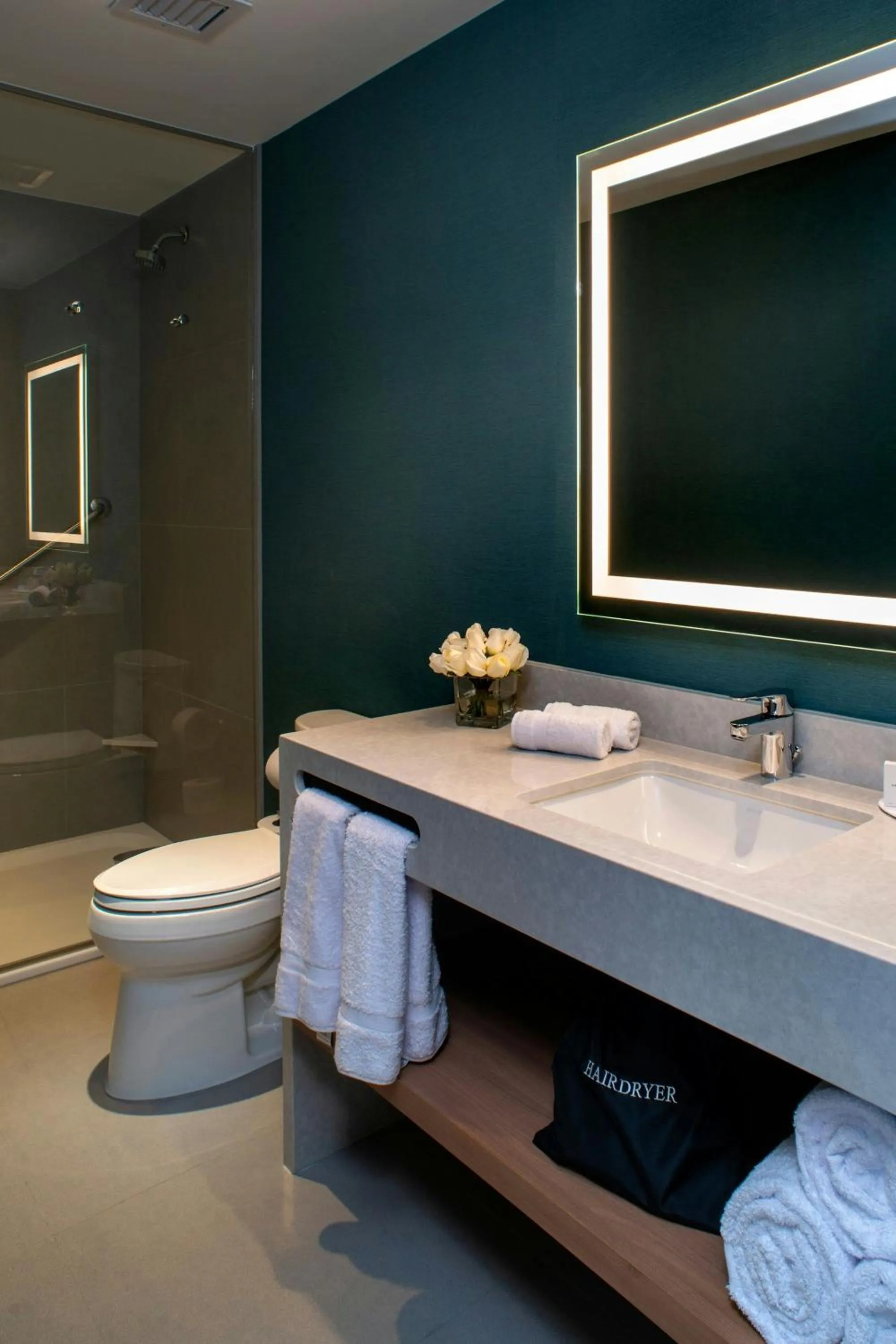 Bathroom in Fairfield by Marriott Lima Miraflores