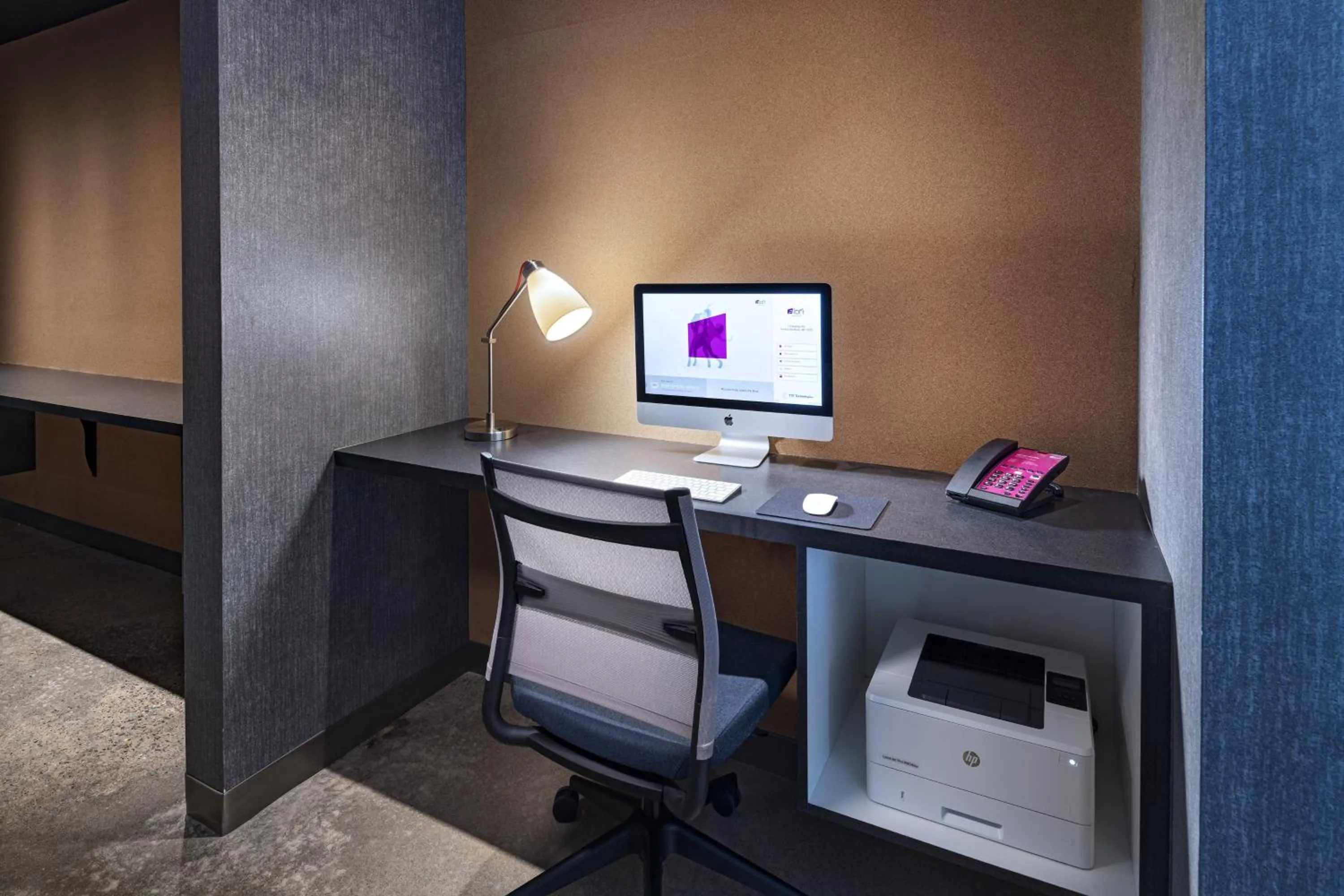 Meeting/conference room in Aloft Little Rock West