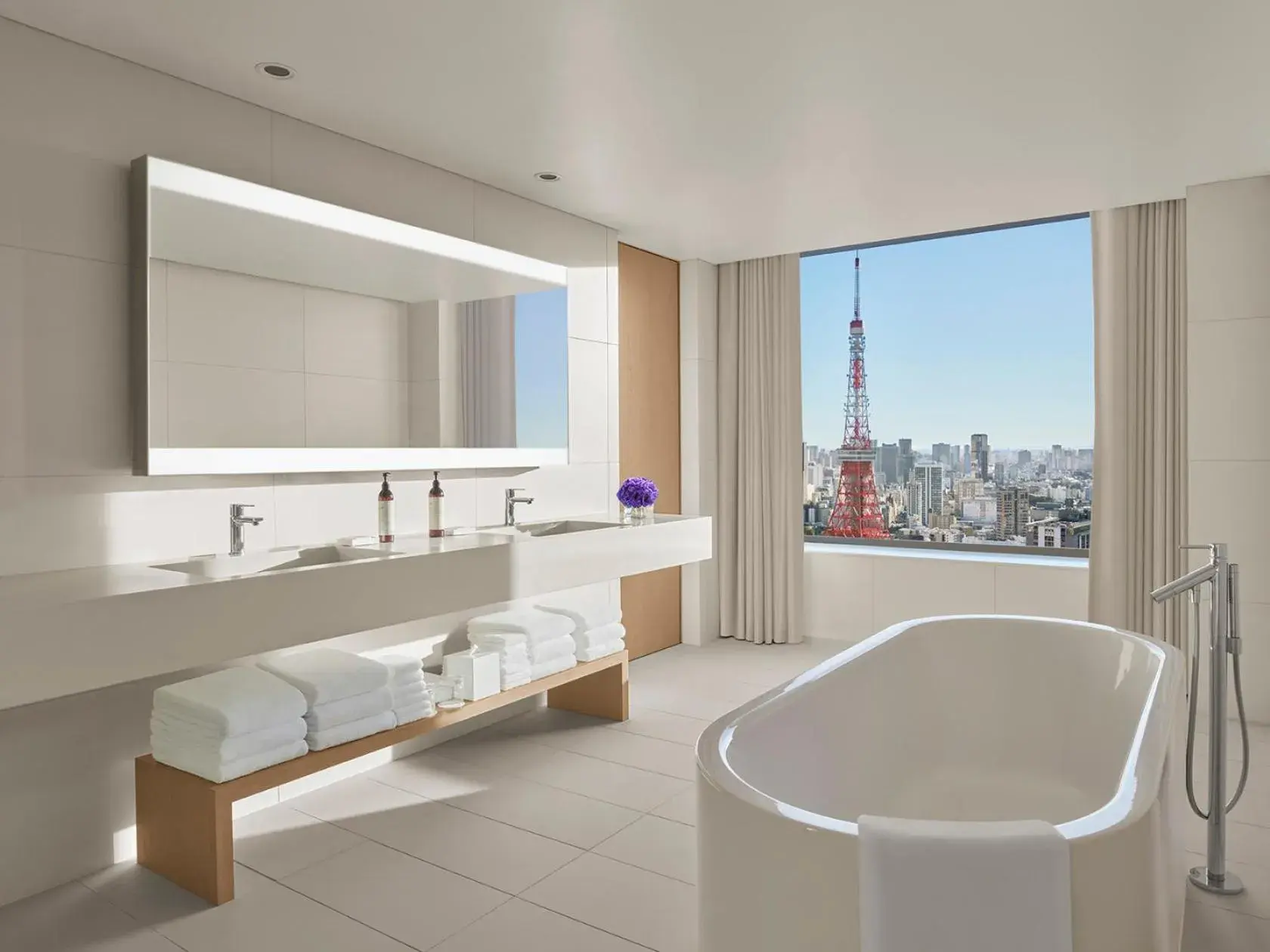 Tower Suite, 1 Bedroom Larger Suite, 1 King, City view in The Tokyo EDITION, Toranomon Tower Suite, 1 Bedroom Larger Suite, 1 King, City view in The Tokyo EDITION, Toranomon