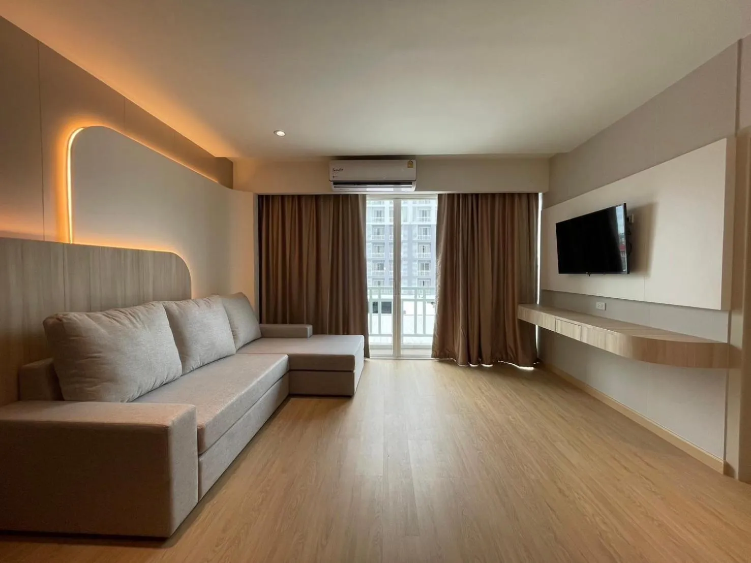 Golden City Rayong Hotel