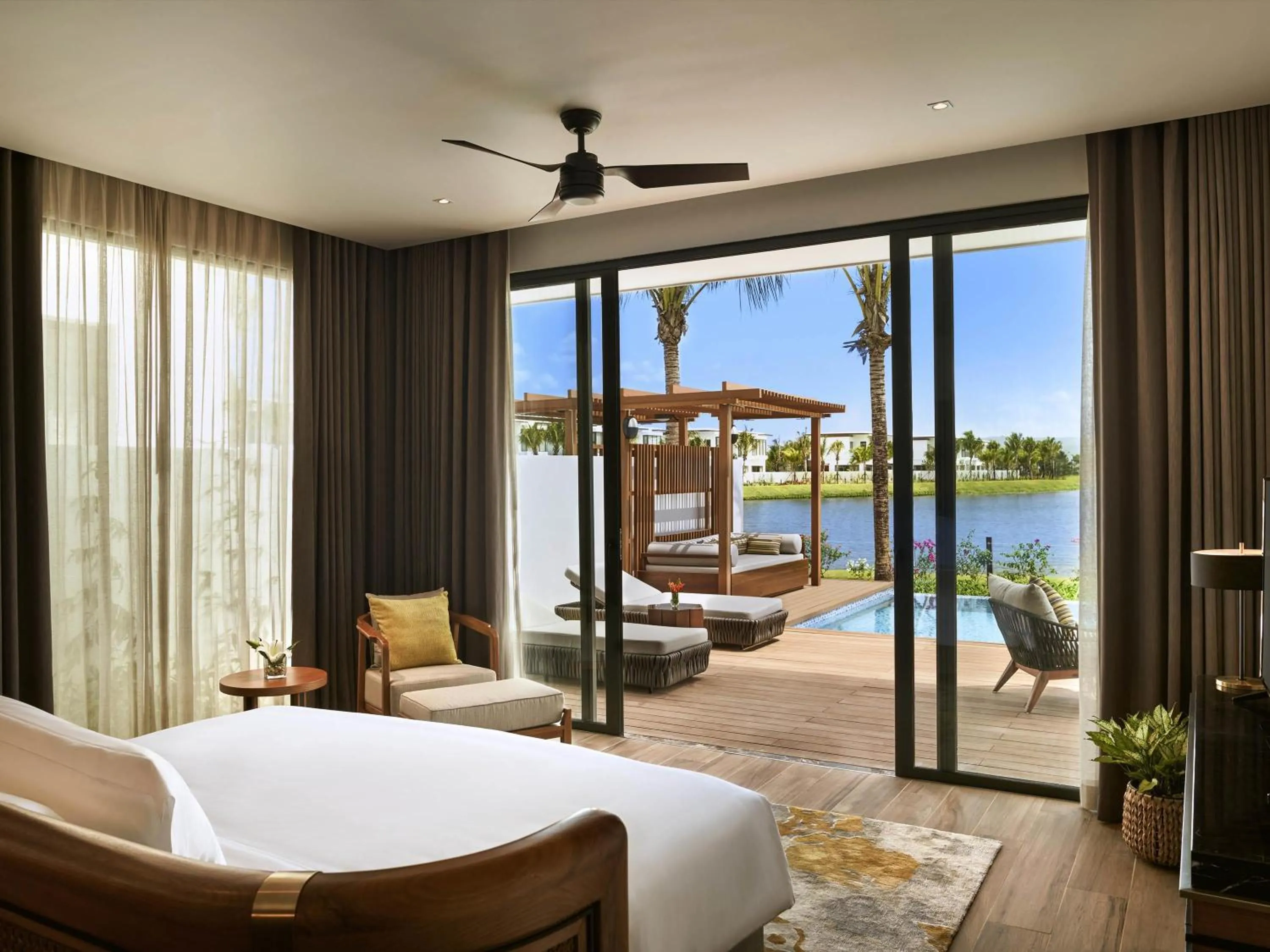 Bedroom, Bed in Mövenpick Villas & Residences Phu Quoc
