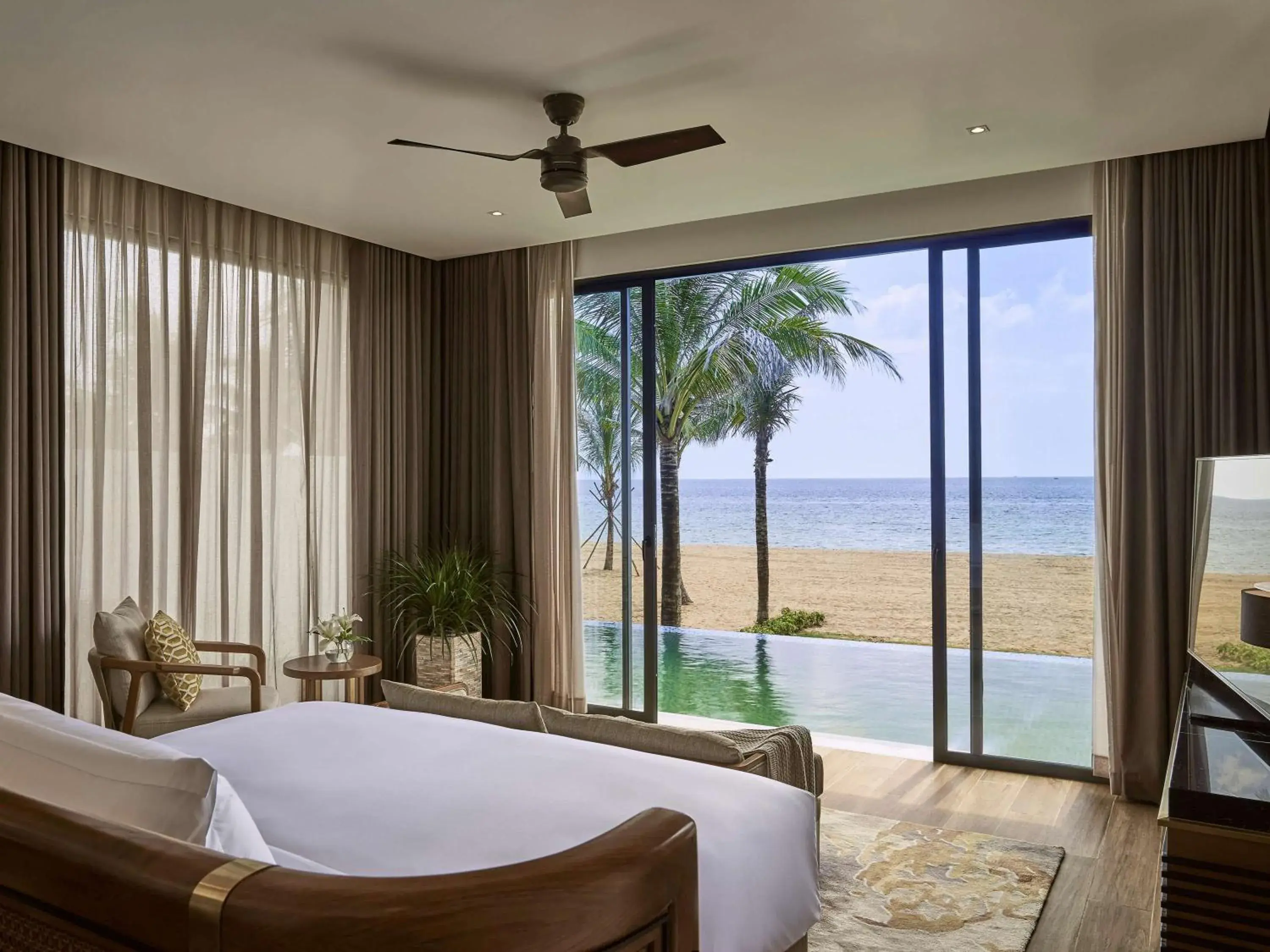 Three-Bedroom Beach Front Villa with Private Pool in Mövenpick Villas & Residences Phu Quoc Three-Bedroom Beach Front Villa with Private Pool in Mövenpick Villas & Residences Phu Quoc
