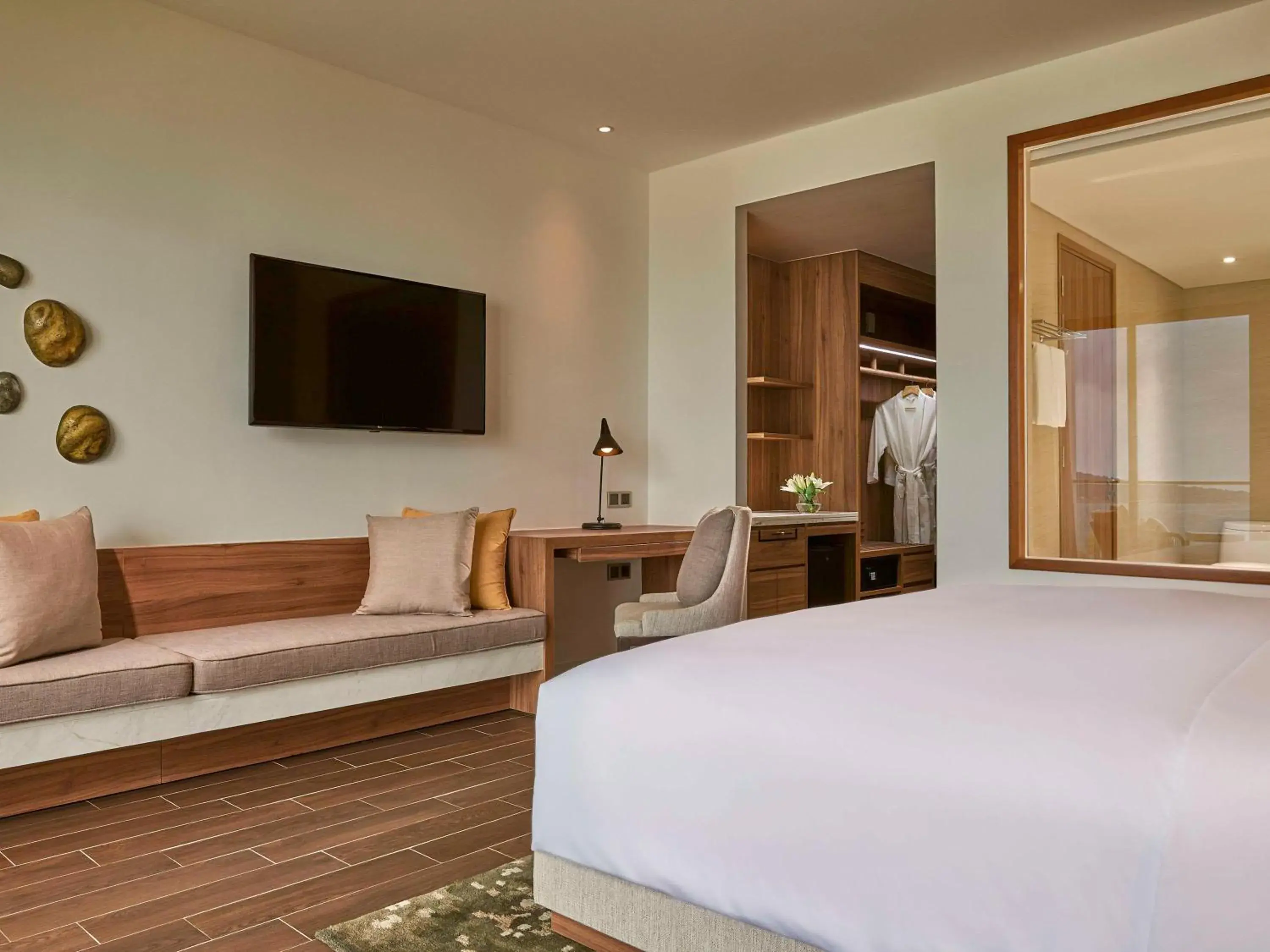 Superior King Room with Balcony and Sea View in Mövenpick Resort Waverly Phu Quoc Superior King Room with Balcony and Sea View in Mövenpick Resort Waverly Phu Quoc