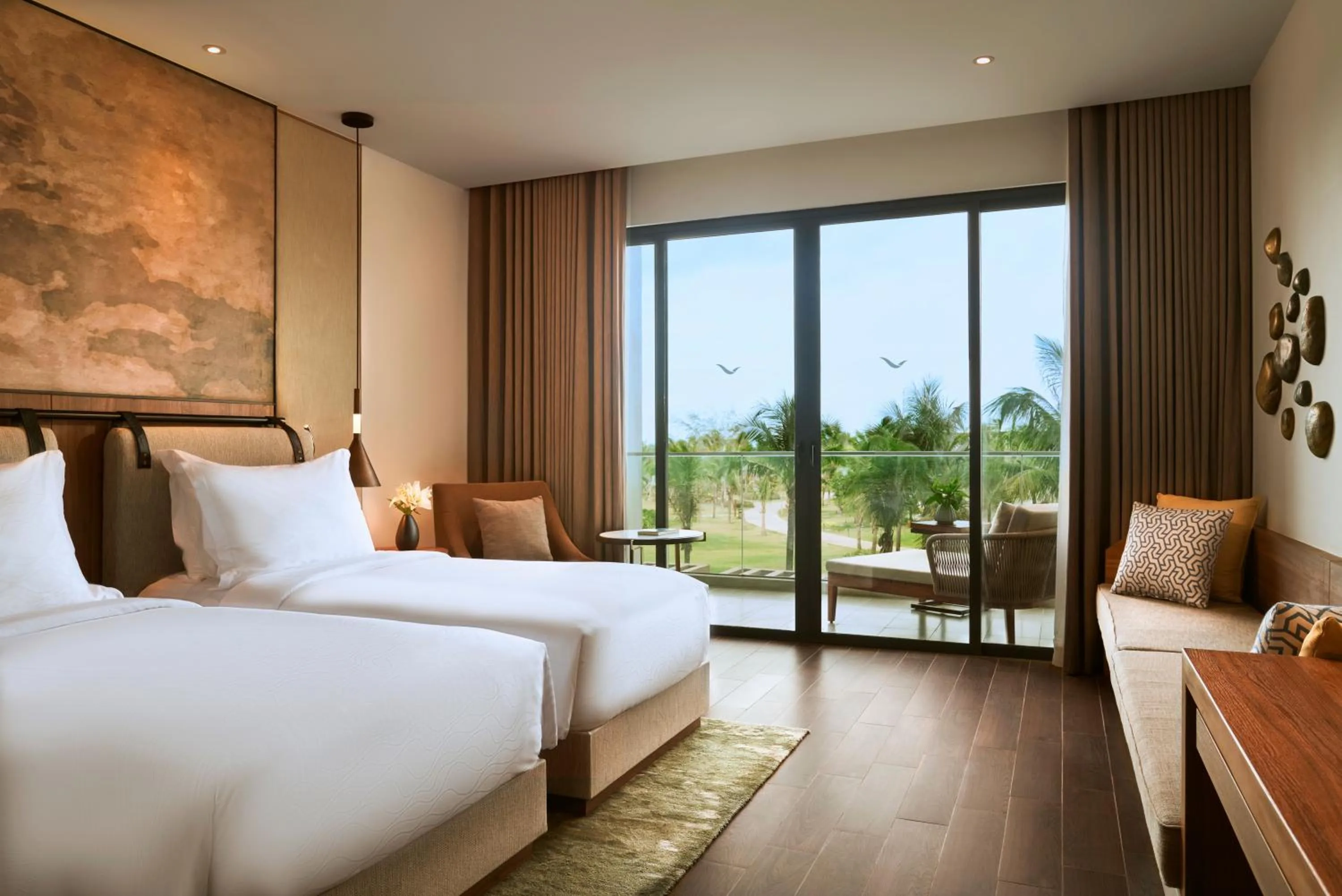 Bed in Mövenpick Resort Waverly Phu Quoc