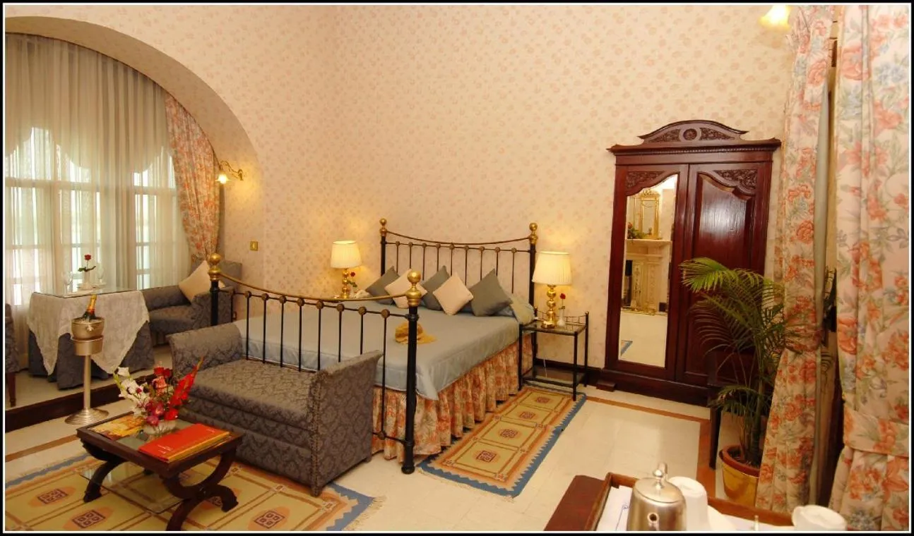 Bed in Gajner Palace-Heritage by HRH Group of Hotels