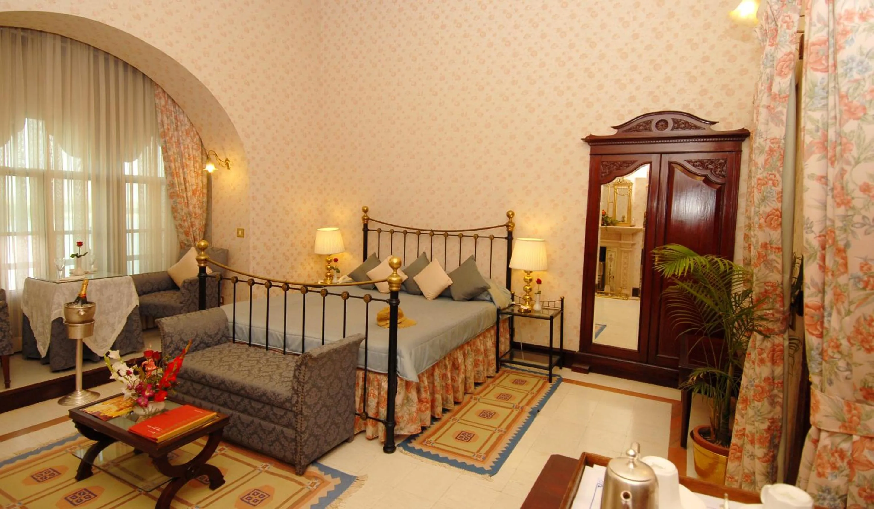 Bed in Gajner Palace-Heritage by HRH Group of Hotels