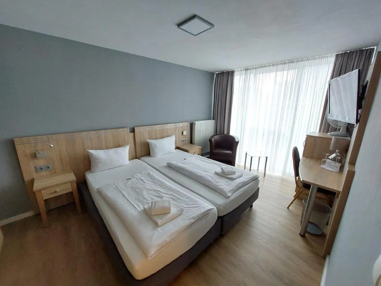 Bed in PANORAMA HOTEL in Neustadt an der Weinstraße