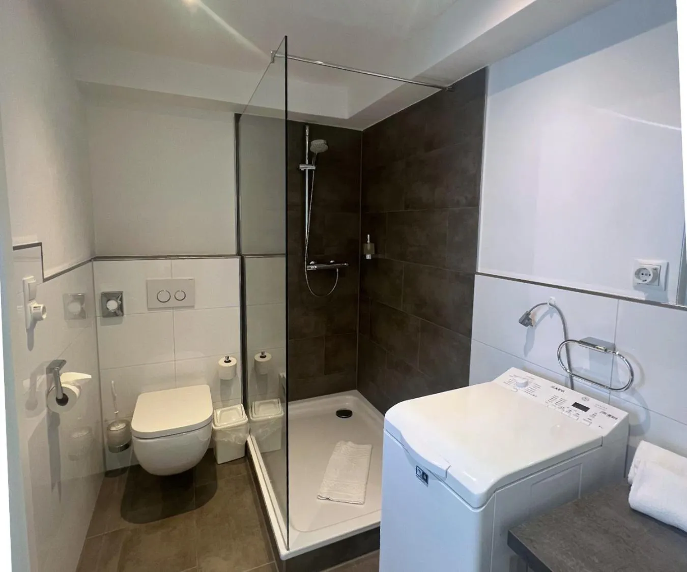 Shower in PANORAMA HOTEL in Neustadt an der Weinstraße