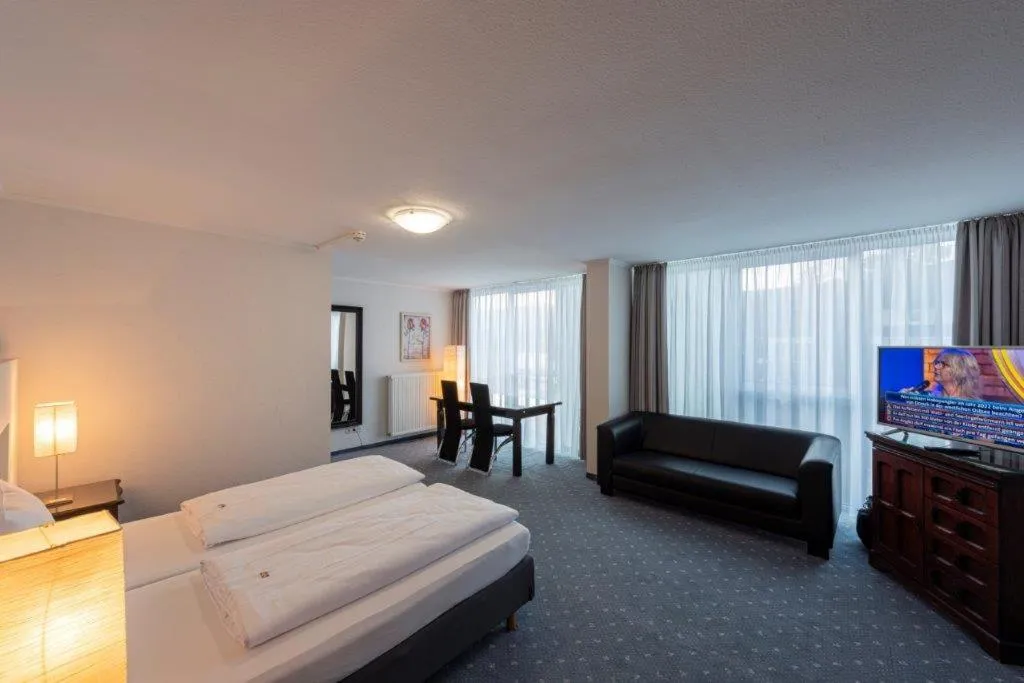 Bed in PANORAMA HOTEL in Neustadt an der Weinstraße