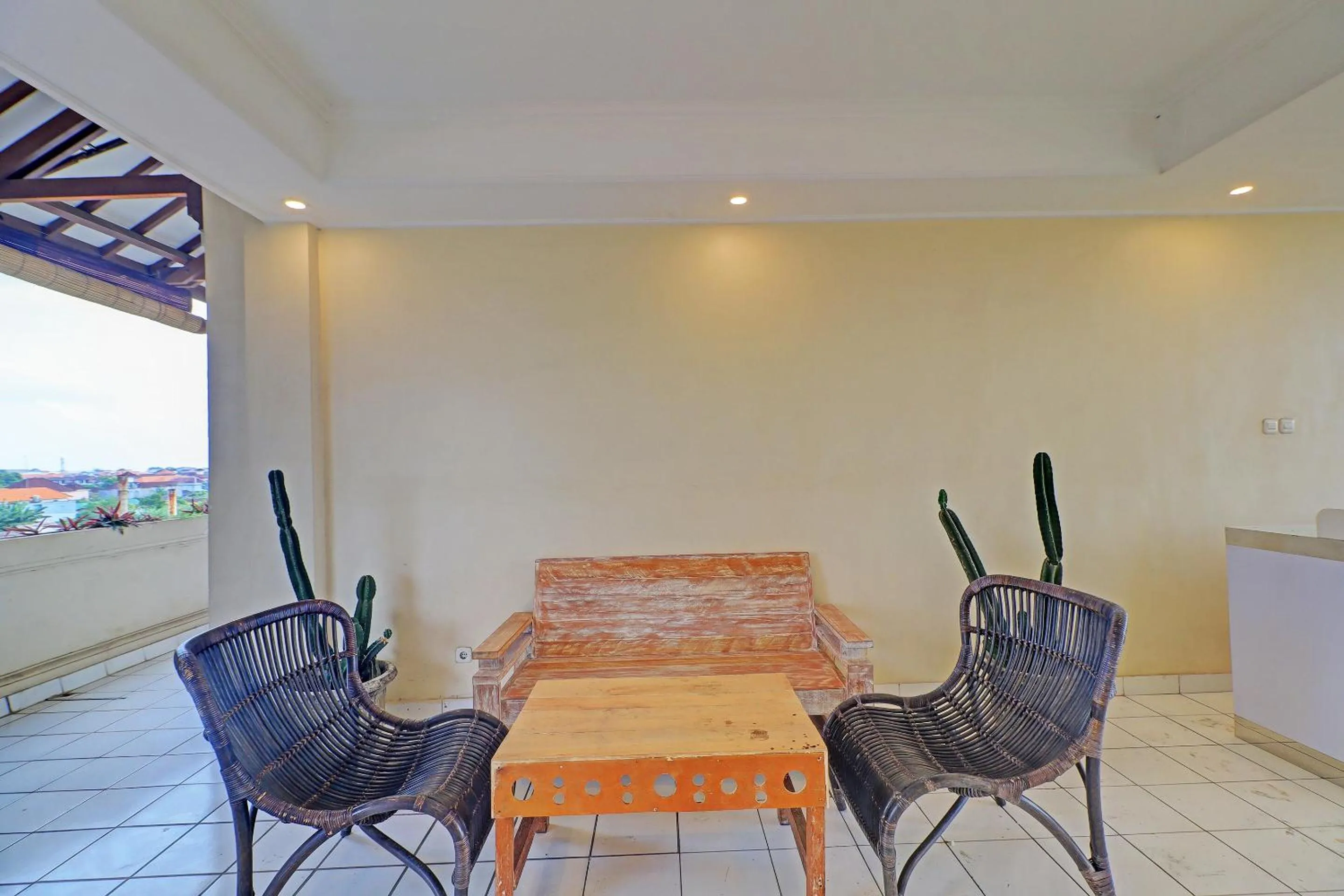 Lobby or reception in Guest House Simalem