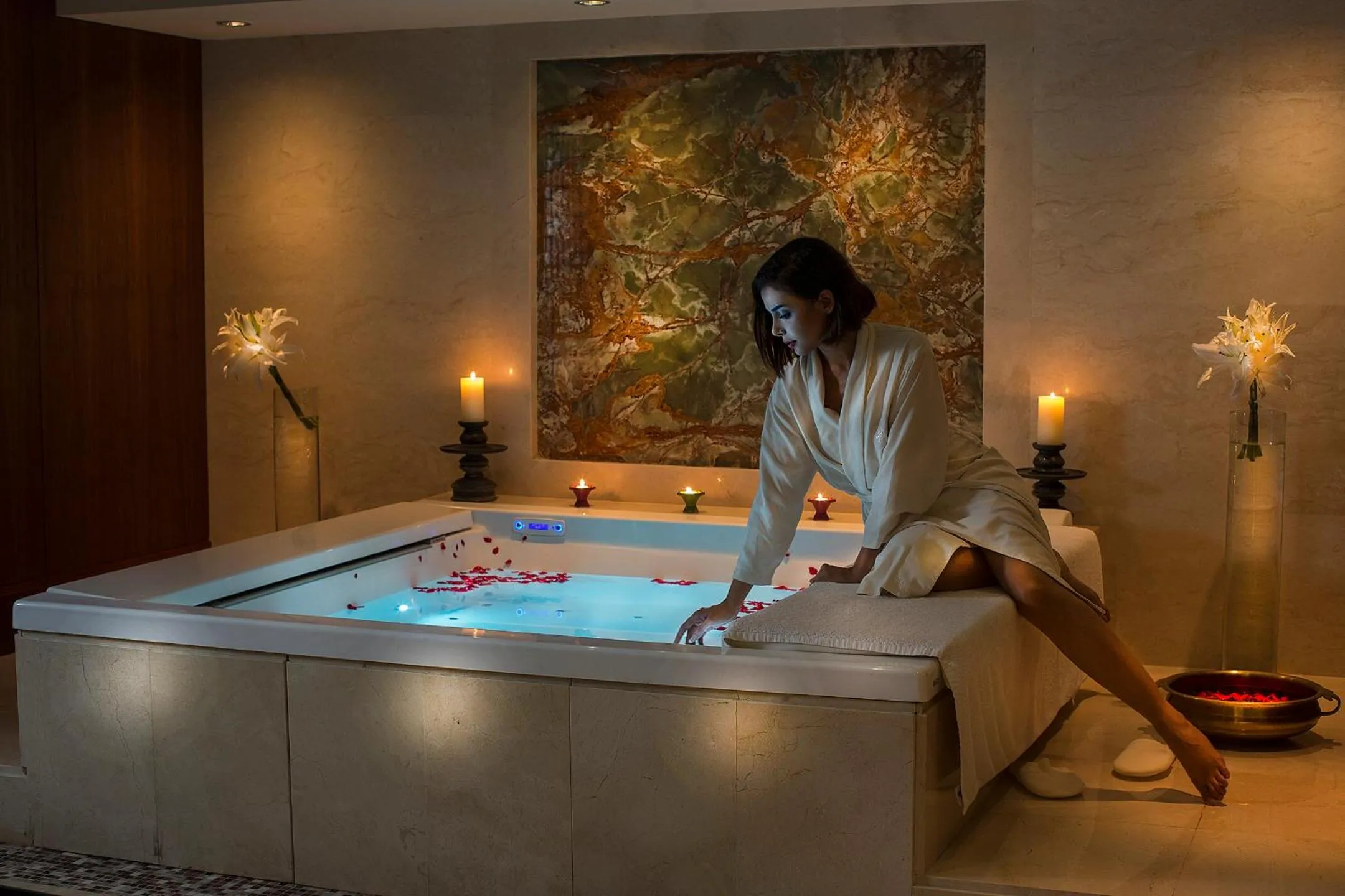 Hot Tub in The Ritz-Carlton, Bangalore