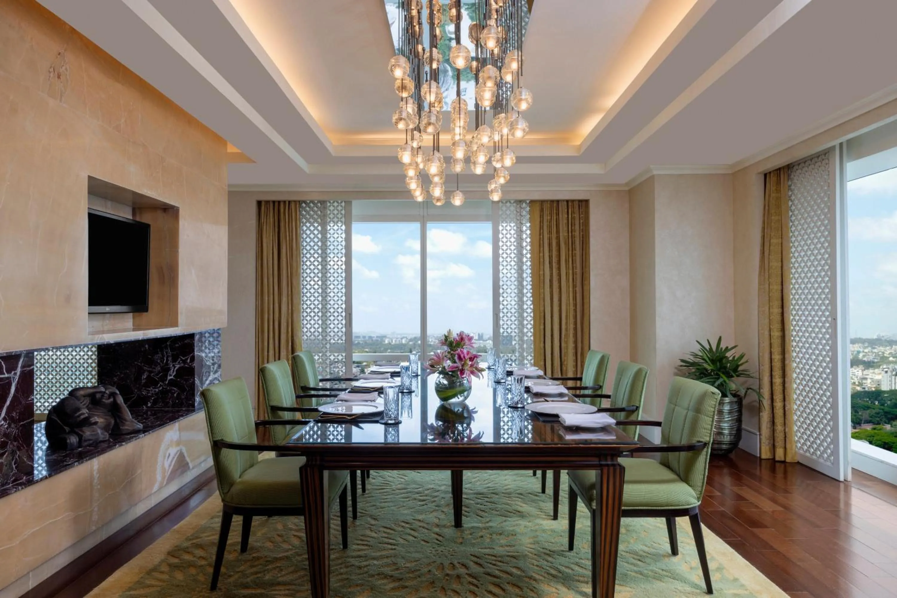Dining area in The Ritz-Carlton, Bangalore