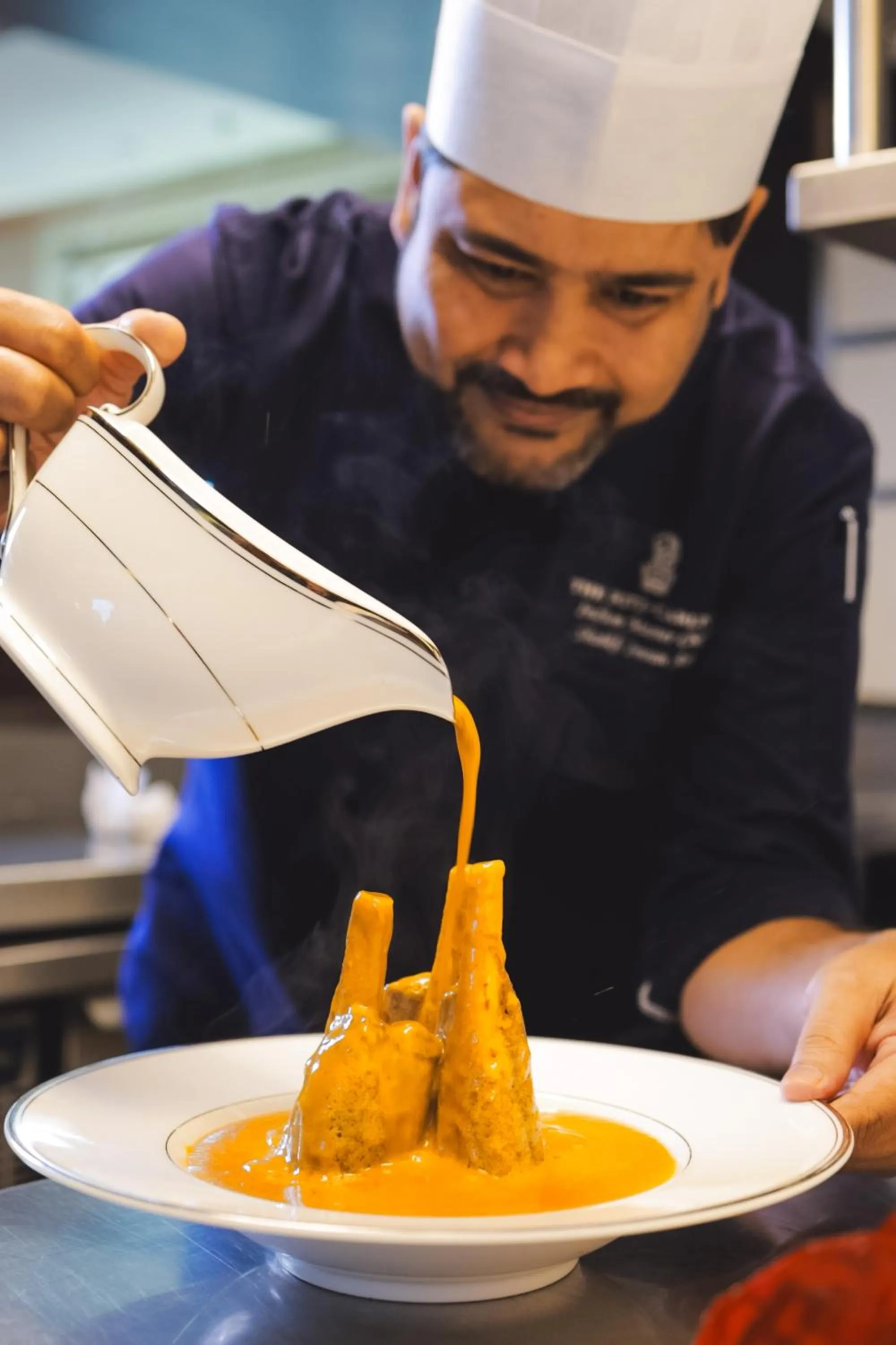 Restaurant/places to eat in The Ritz-Carlton, Bangalore