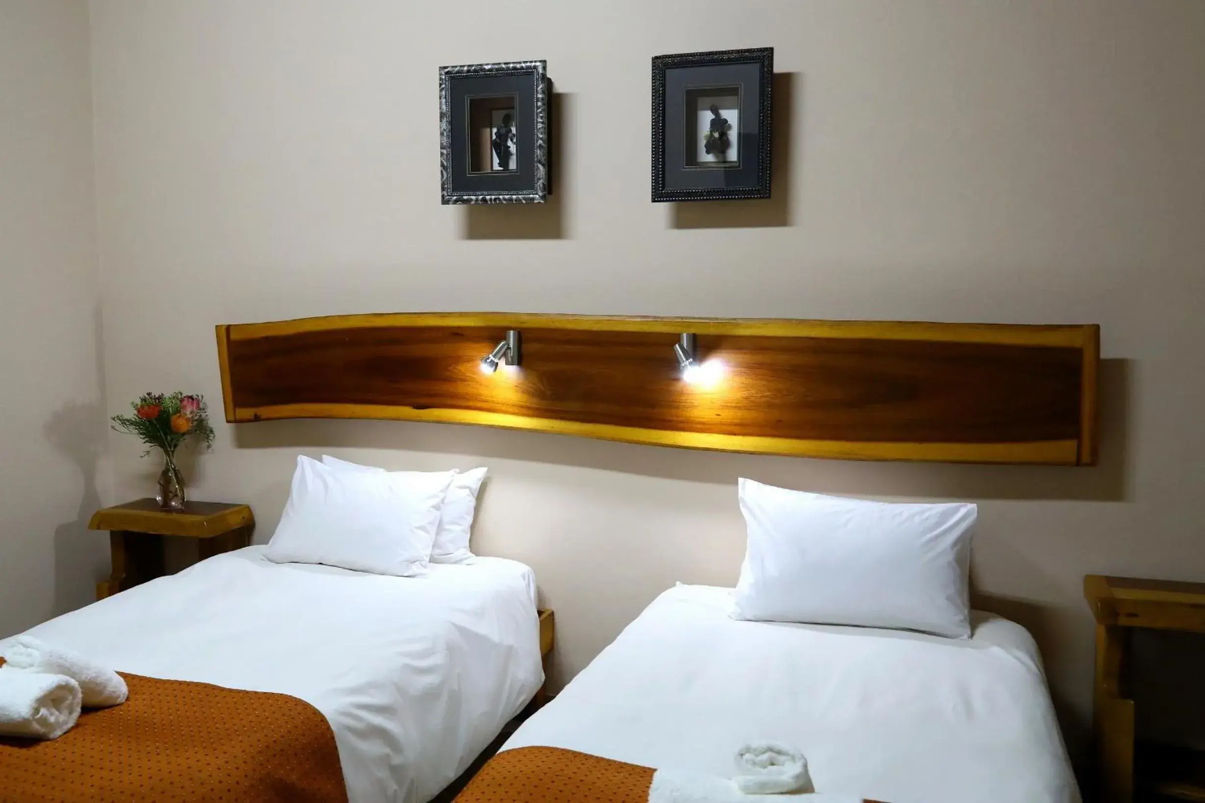 Standard Twin Room - single occupancy in Cest Si Bon Hotel Standard Twin Room - single occupancy in Cest Si Bon Hotel