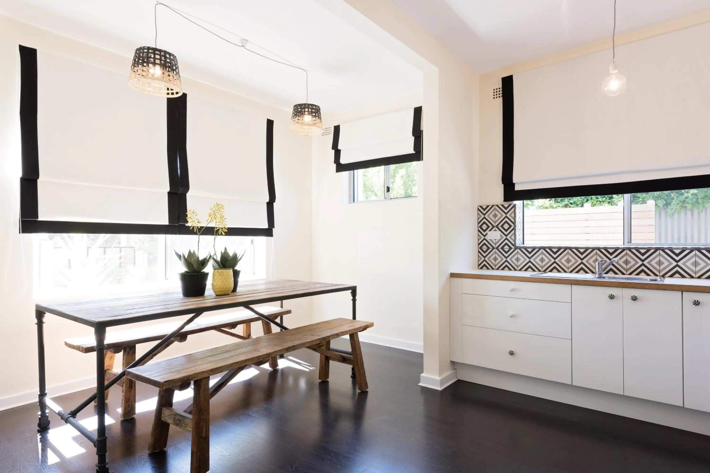 Dining area, Kitchen/Kitchenette in Arabella on West