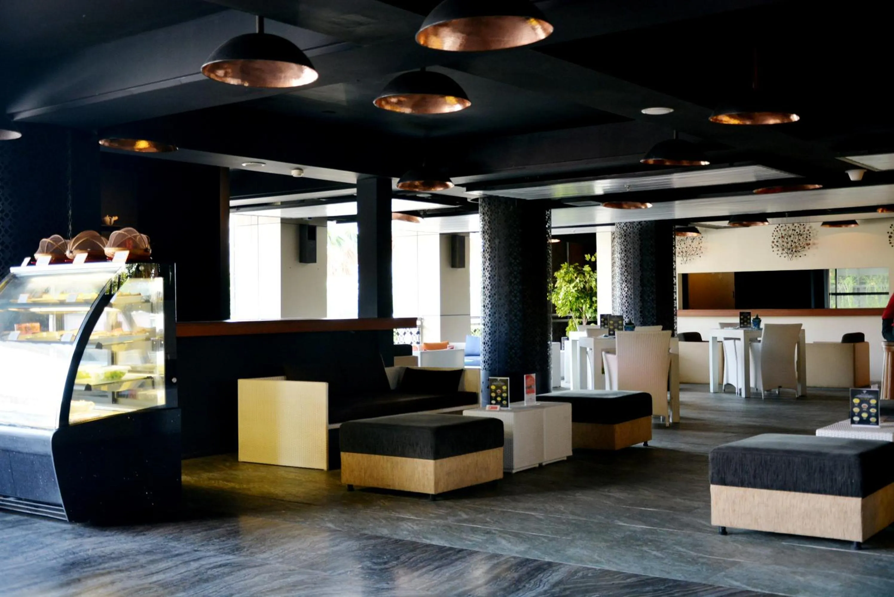 Lounge or bar in Ramada by Wyndham Bali Sunset Road Kuta