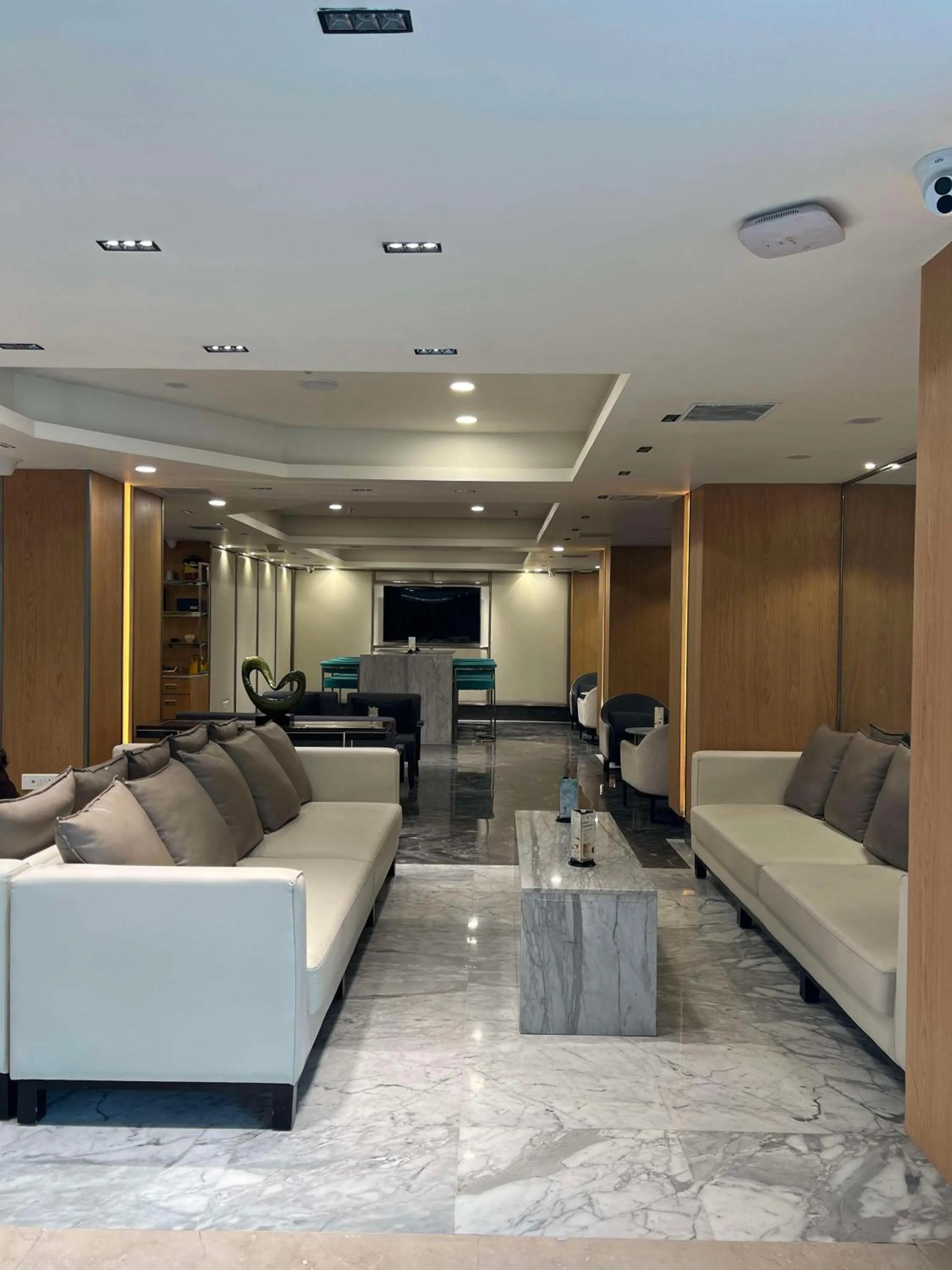 Lobby or reception in Radisson Blu Hotel Ahmedabad