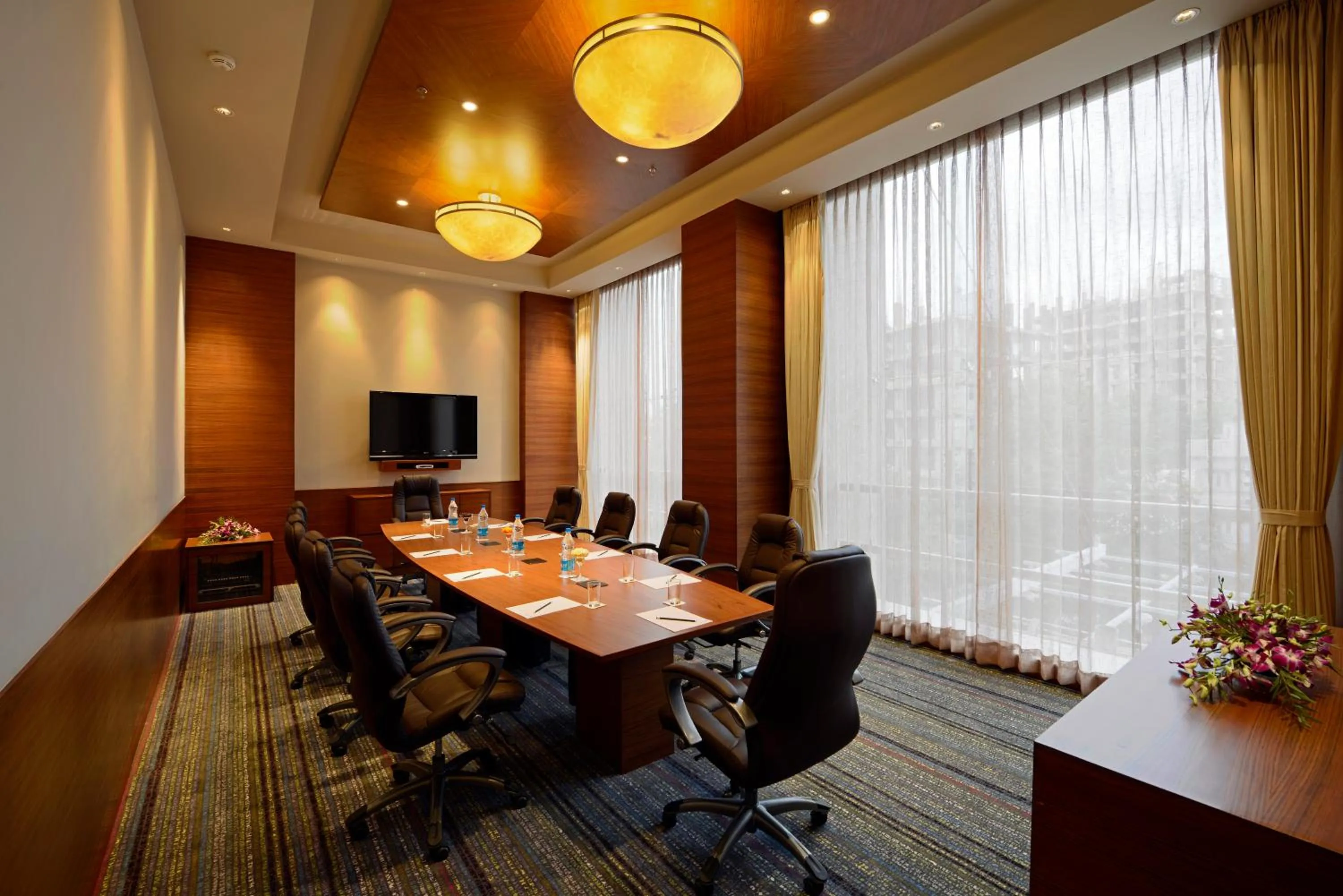 Business facilities in Radisson Blu Hotel Ahmedabad