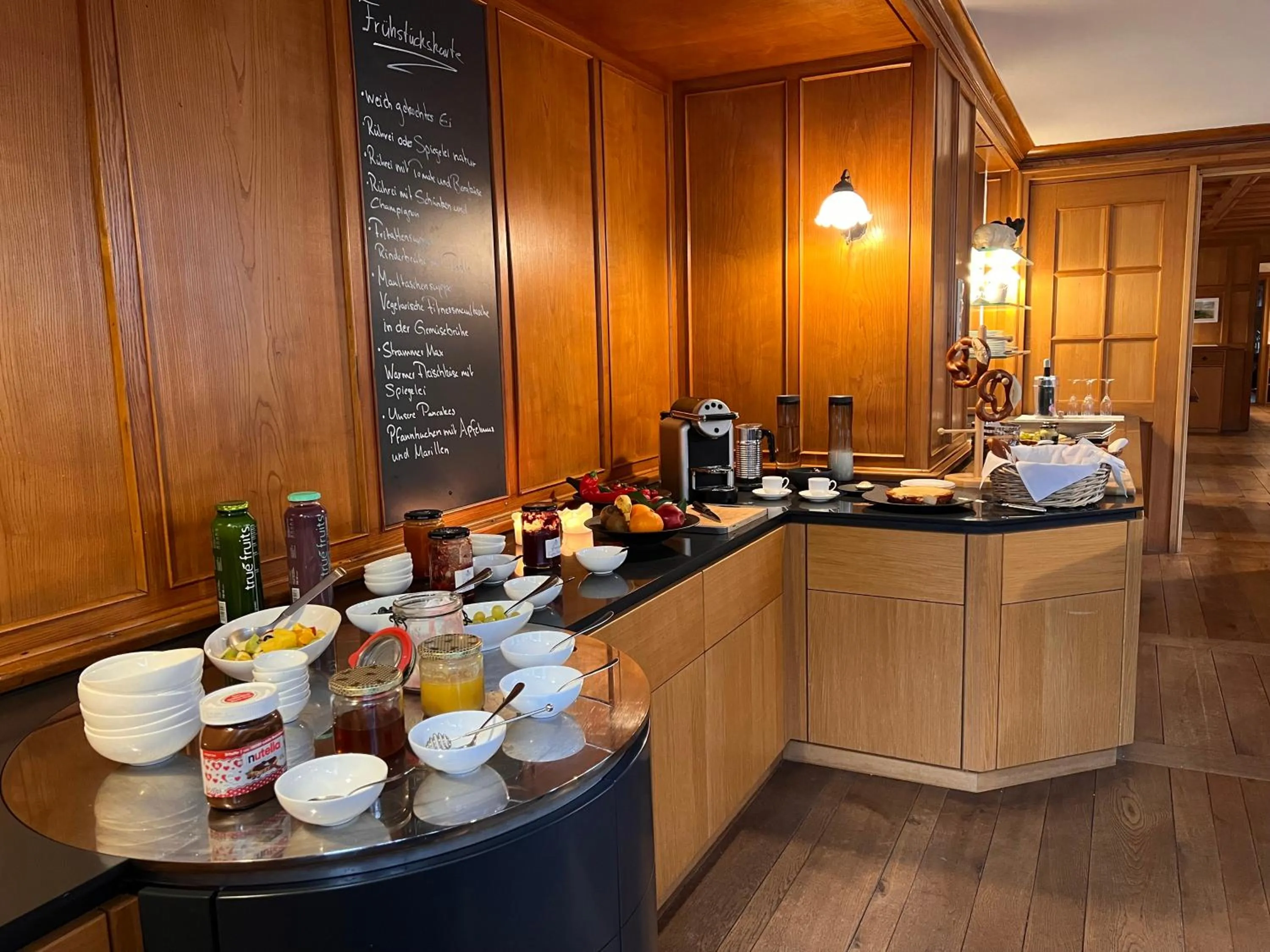 Breakfast in Gasthof Wäscherschloss