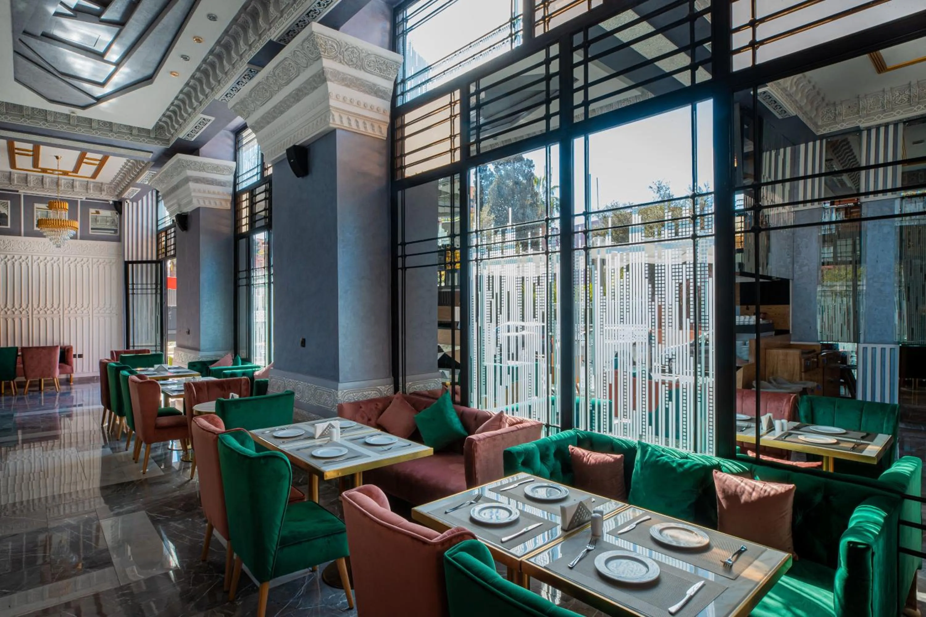 Restaurant/places to eat in Stars Hotel & Spa